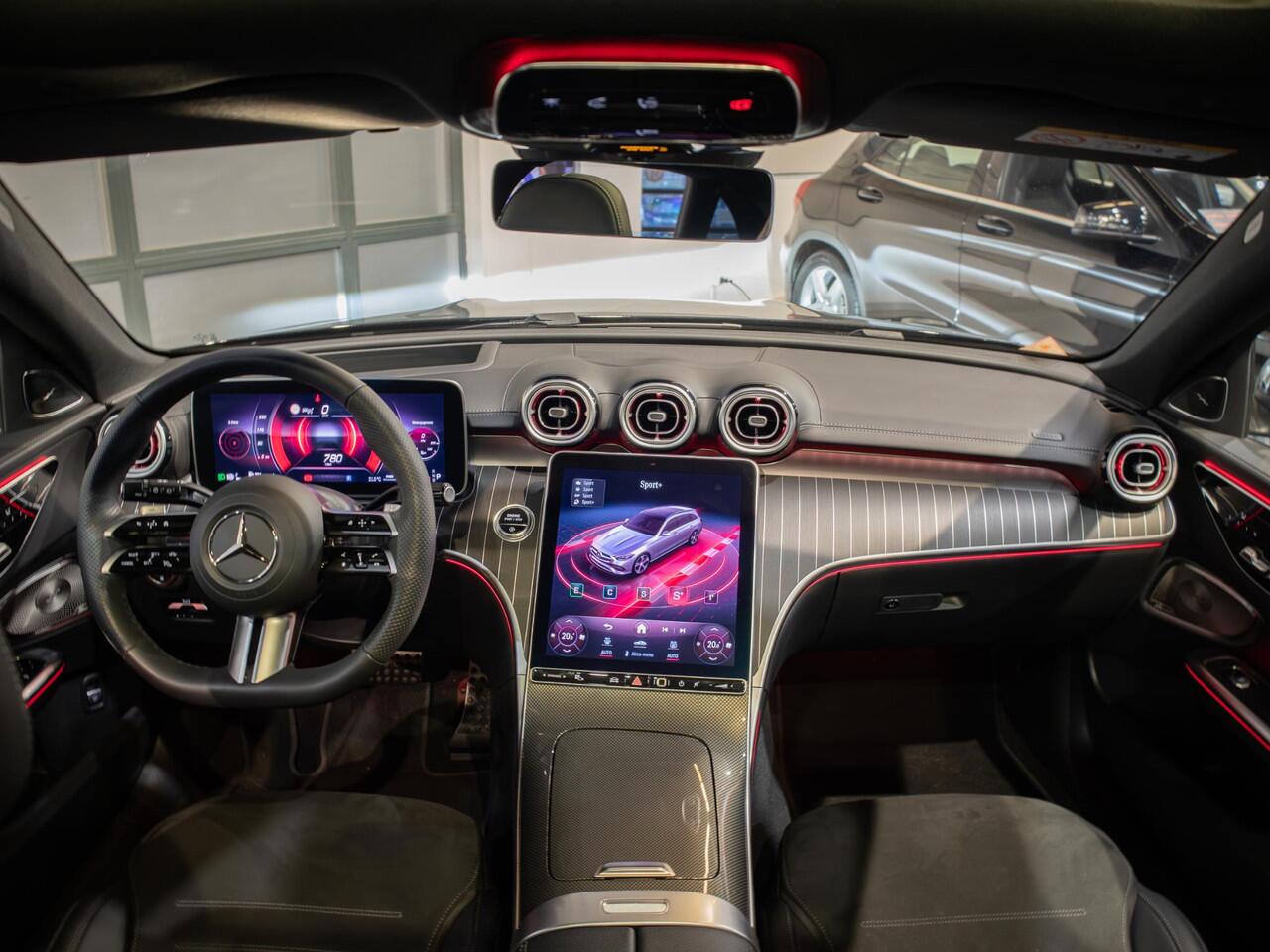 Mercedes-Benz C-KLASSE Estate 180 AMG Line Premium PLUS | Panorama dak | Trekhaak