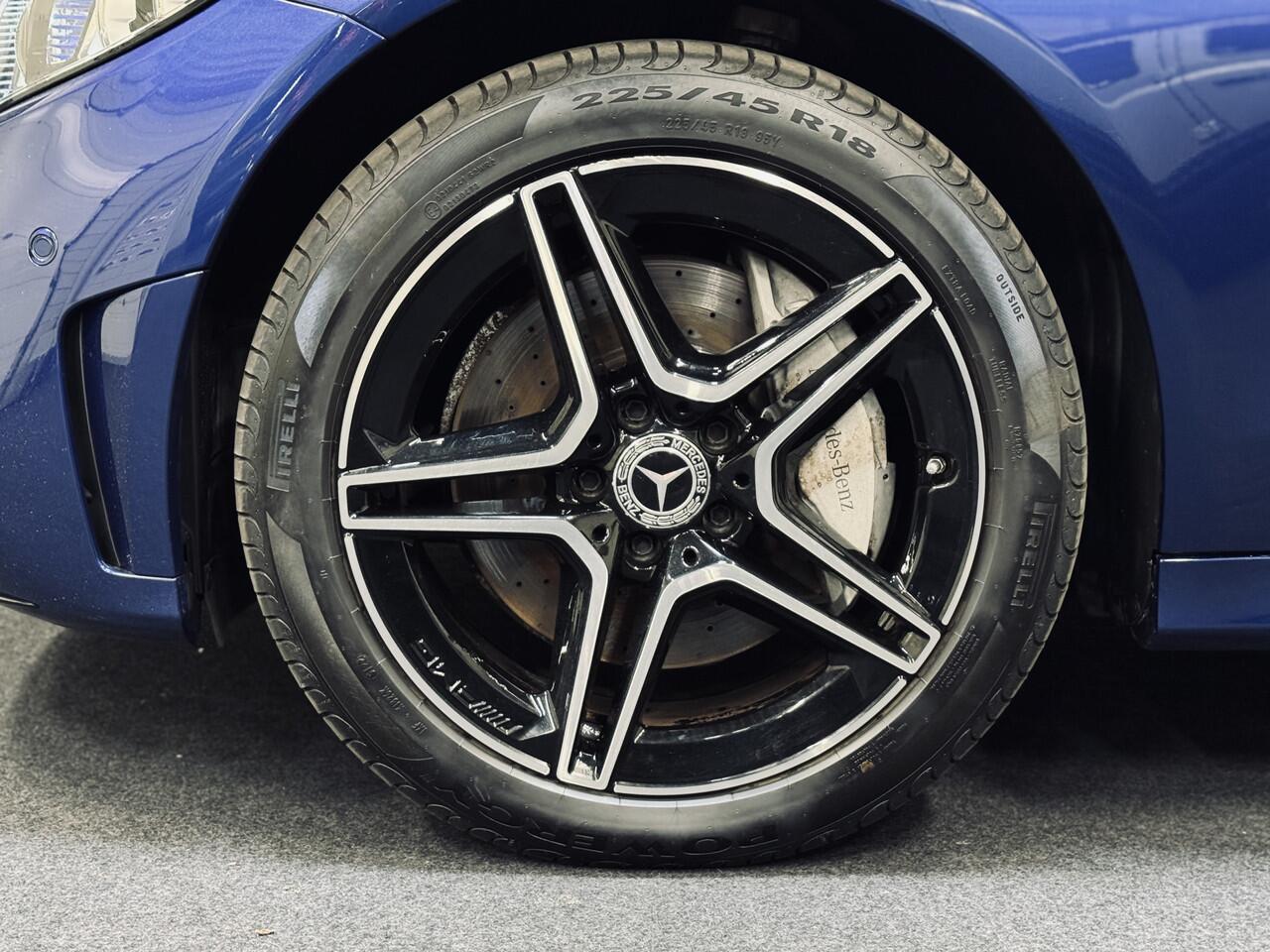 Mercedes-Benz C-KLASSE Estate 300e AMG Night | Panorama | HeadUp | Leder | Multibeam