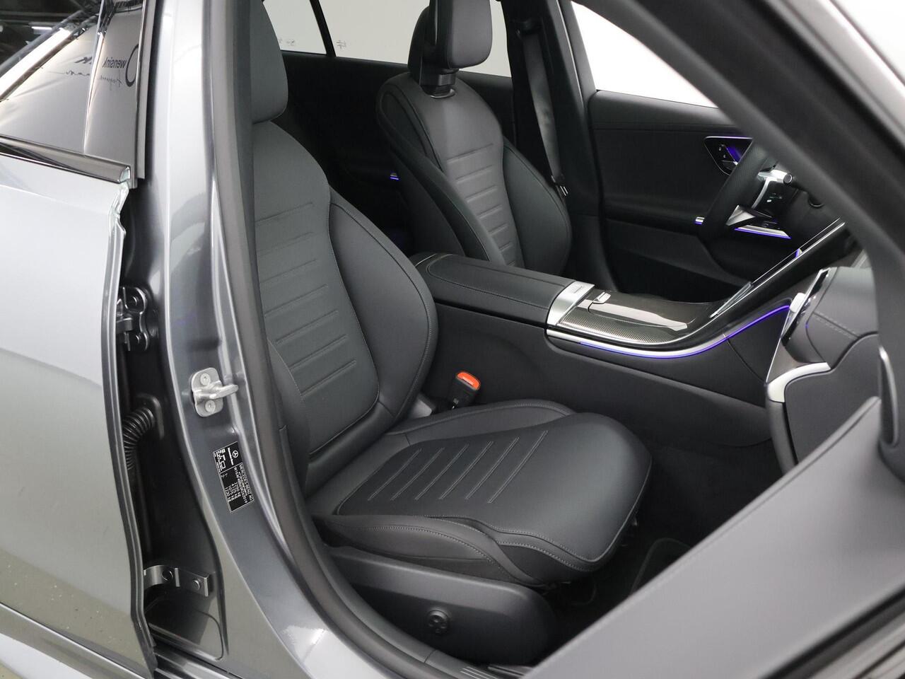 Mercedes-Benz C-KLASSE 180 Star Edition AMG line | Panorama-schuifdak | Sfeerverlichting | Burmester 3D | Achteruitrijcamera | Smartphone-integratie