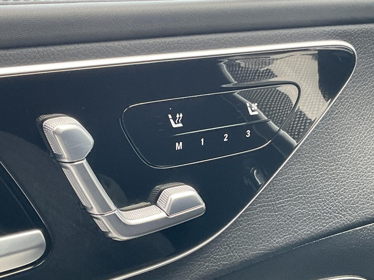 Mercedes-Benz C-KLASSE Estate 180 AMG Line Trekhaak Pano Burmester Memory HUD Leer Verw+Ventilatie BOMVOL!