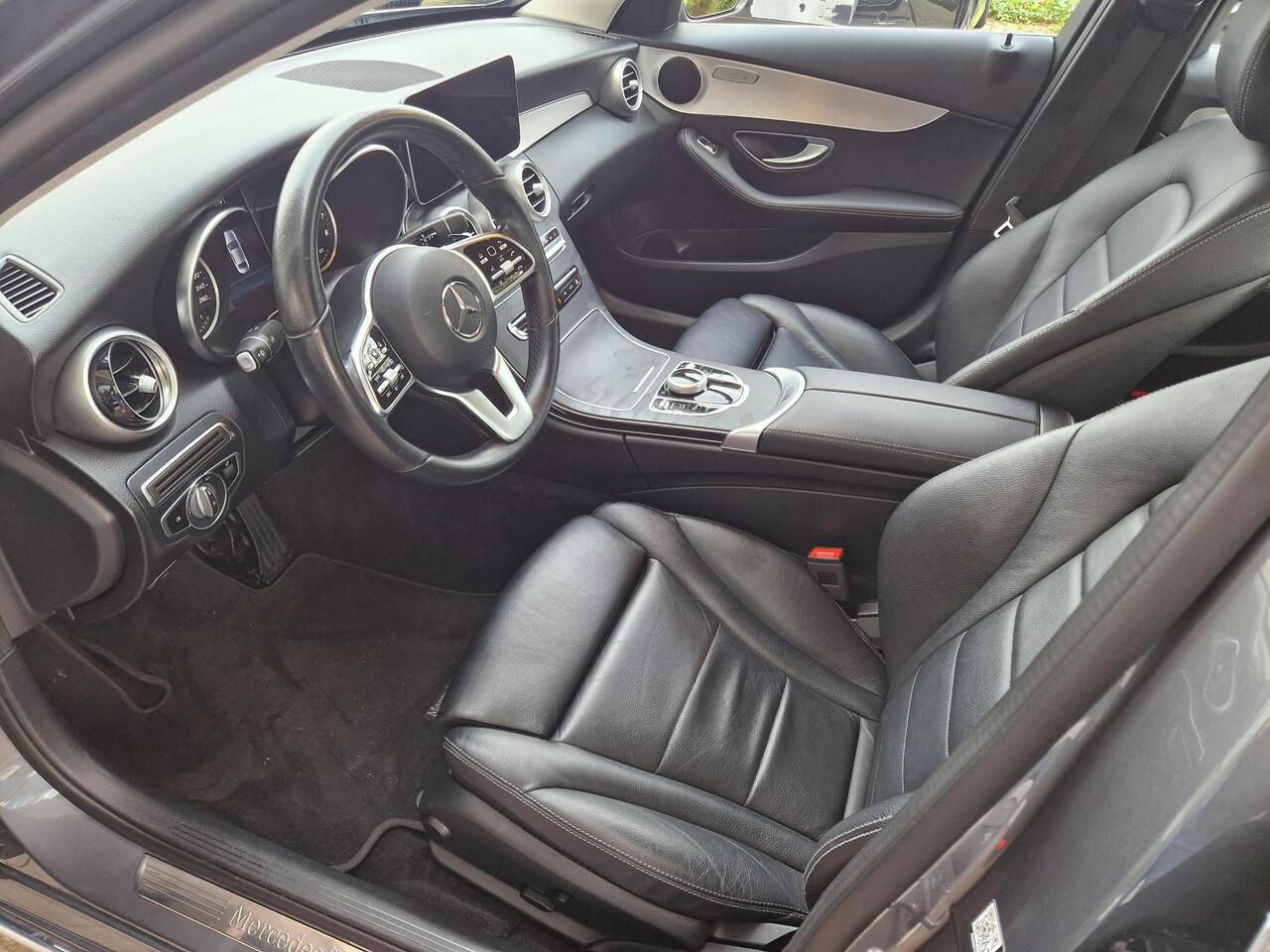 Mercedes-Benz C-KLASSE 180 Advantage Pack | Navigatie | Climate & Cruise Control | Stoelverwarming | Leder |