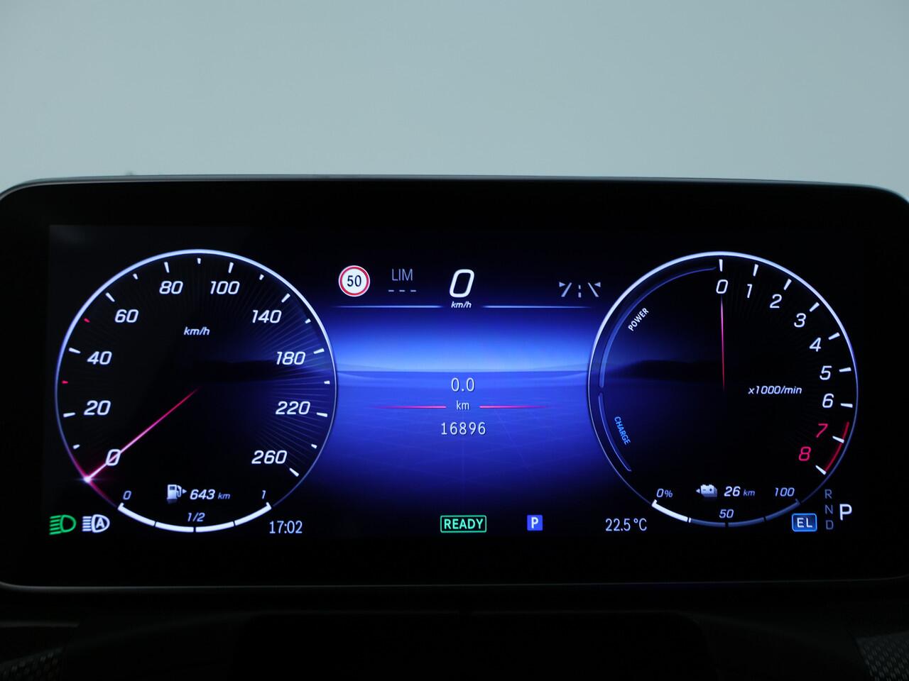 Mercedes-Benz C-KLASSE Estate 300 e AMG Plug-In Hybride | AMG Line Advanced Plus | Night Pakket | Panorama Schuif-Kanteldak | Distronic | Stuur en Stoelverwarming | Inclusief 24 maanden MB Certified garantie voor Europa.