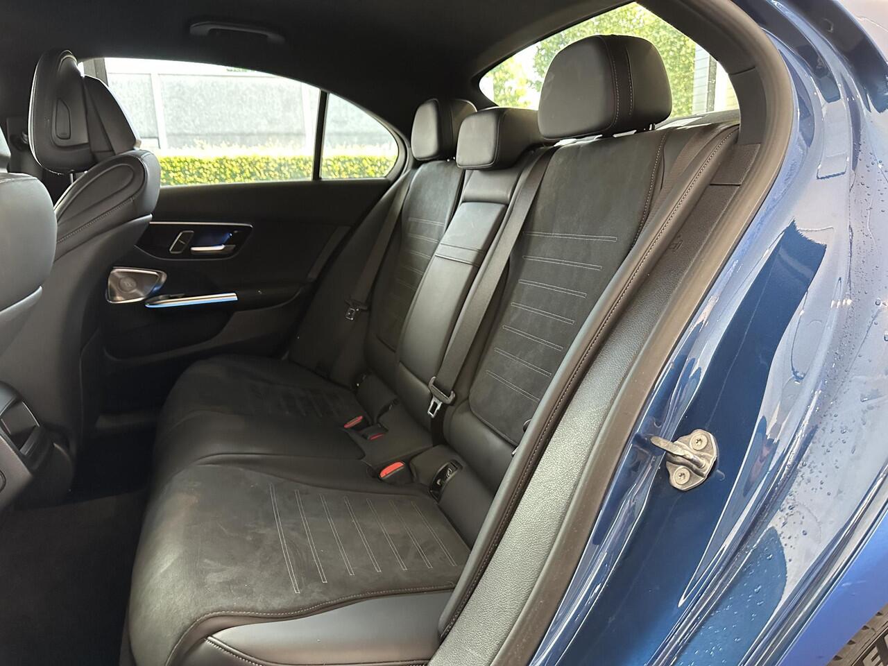 Mercedes-Benz C-KLASSE 180 AMG Line BURMESTER | AMG-LINE | STOELVERWARMING | APPLE CARPLAY/ANDROID AUTO