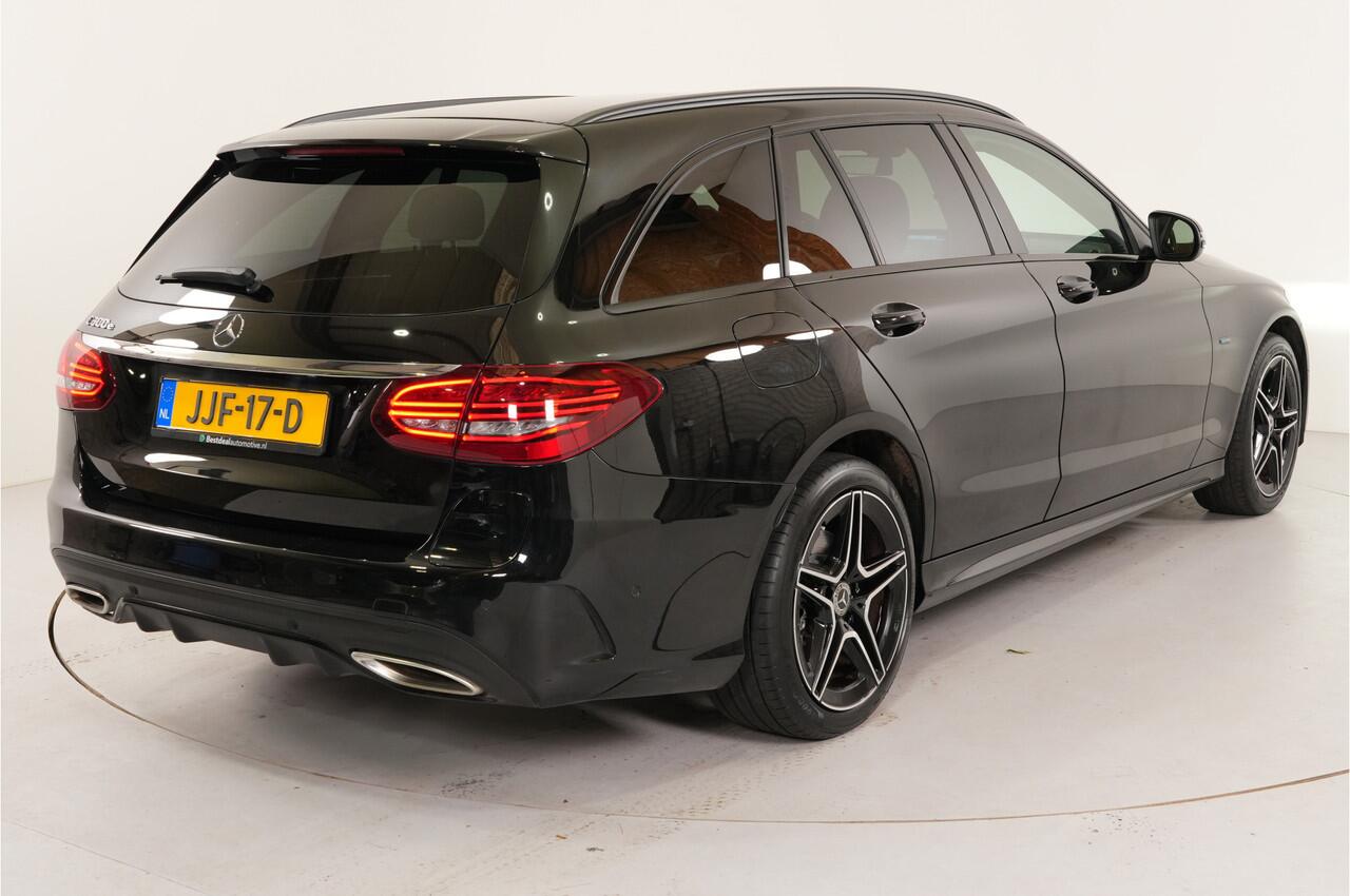 Mercedes-Benz C-KLASSE Estate 300 e AMG Night PHEV 320 pk | Camera | Stl. verw. | Memory | El. achterklep | Inparkeer |