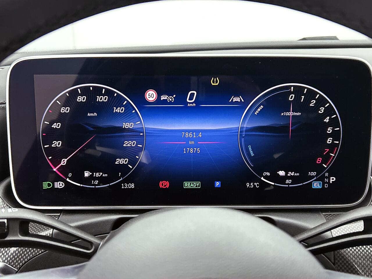 Mercedes-Benz C-KLASSE 300 e AMG Plug-In Hybride Edition AMG-Line | Night Pakket | Alarm Klasse 3 | Burmester® | Stuurverwarming | Stoelventilatie/- verwarming voor. Inclusief 24 maanden MB Certified garantie voor Europa.