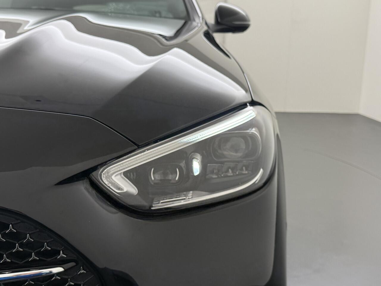 Mercedes-Benz C-KLASSE Estate C 300 e AMG Line | Pano Burmester Trekhaak