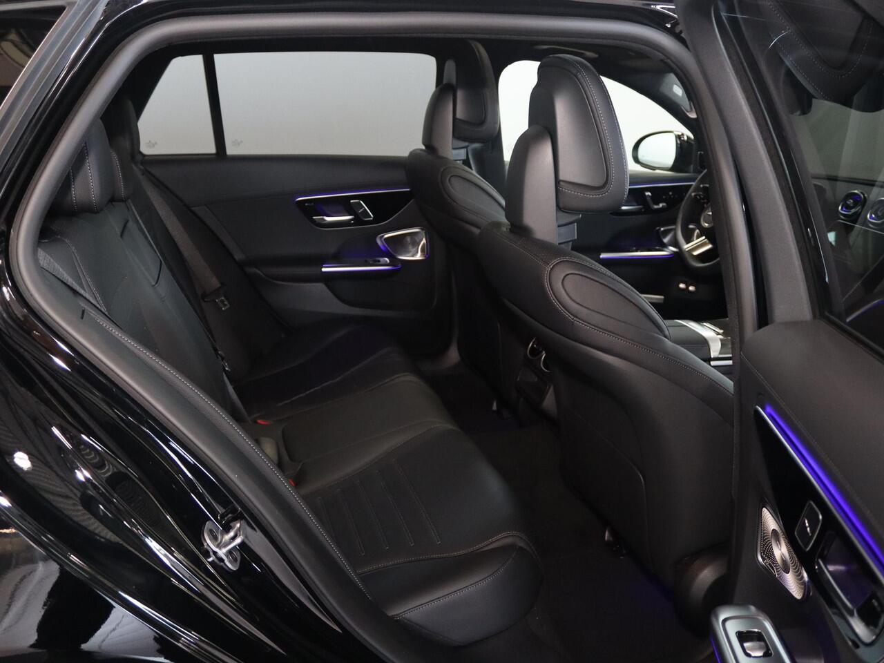 Mercedes-Benz C-KLASSE Estate 300e Business Solution AMG | Panoramaschuifdak | Night | Burmester | Rijassistentiepakket Plus | Matrix Led