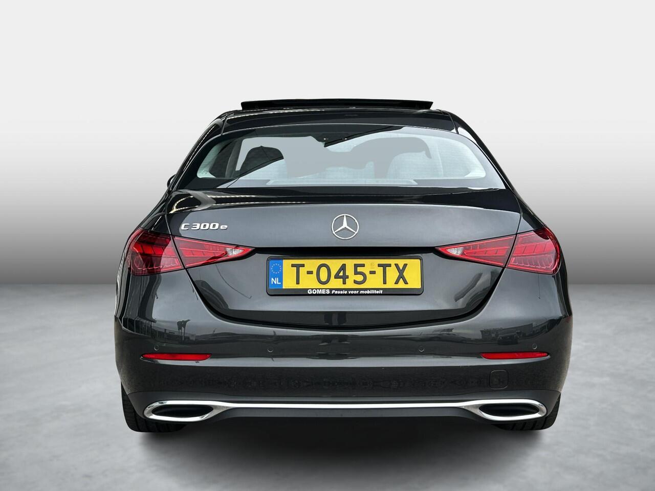 Mercedes-Benz C-KLASSE 300 e Luxury Line | Panoramadak | Trekhaak | Stoelverwarming