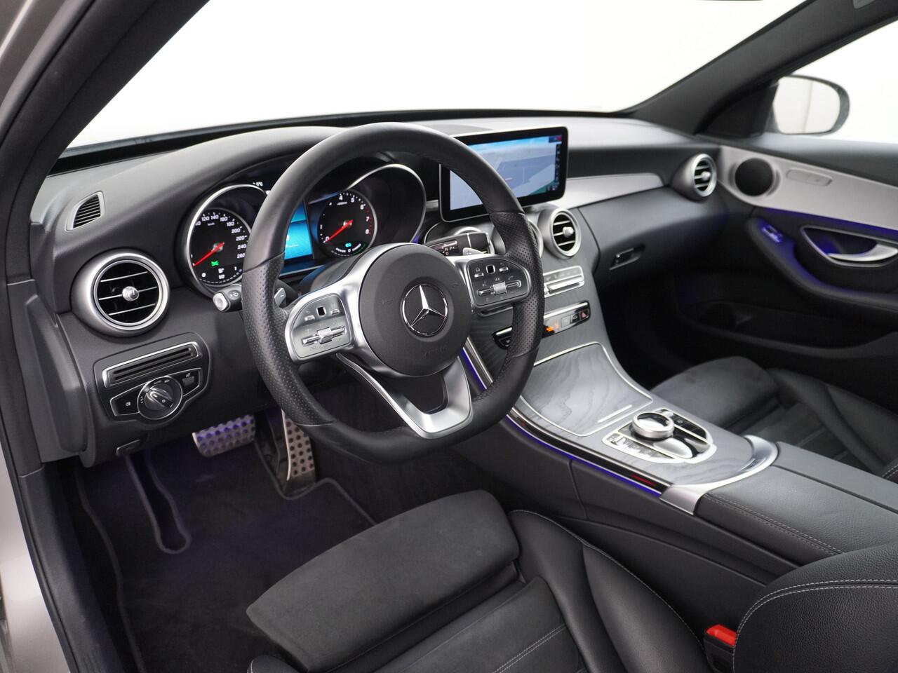 Mercedes-Benz C-KLASSE Estate C 300 e Estate AMG line | Trekhaak LED Sfeer