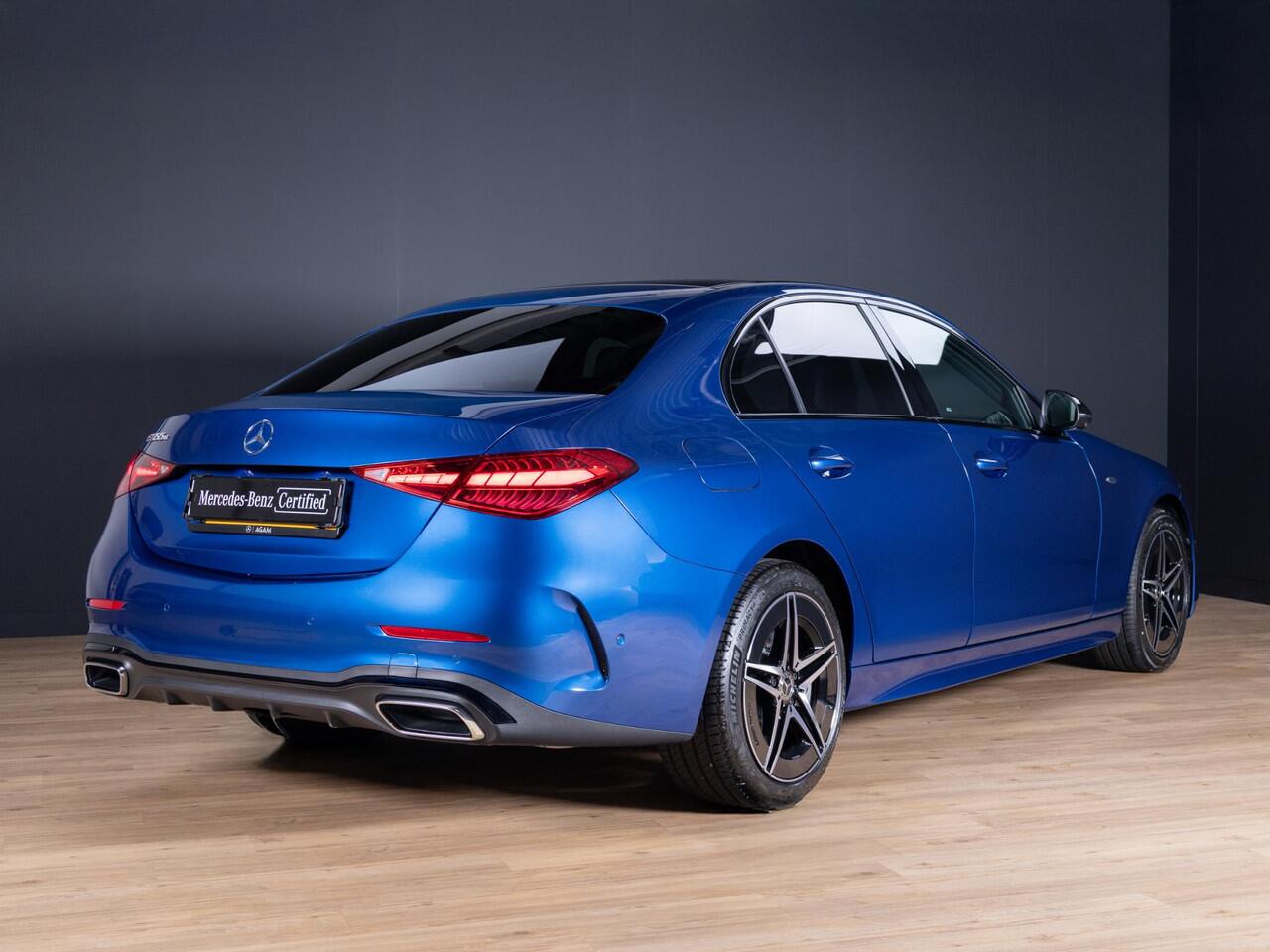 Mercedes-Benz C-KLASSE Limousine 300 e Business Solution AMG Panorama dak | Trekhaak