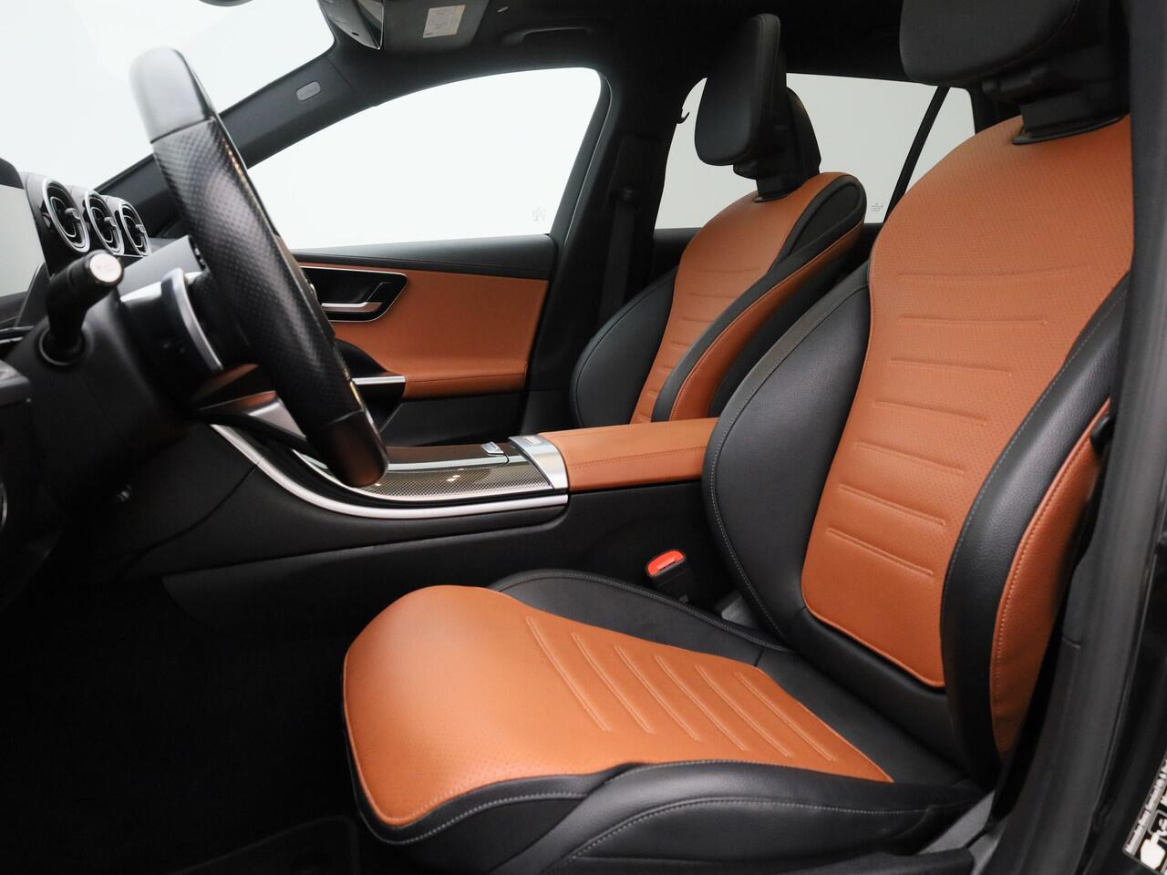 Mercedes-Benz C-KLASSE Estate 200 Launch Edition AMG Line | PANO | CAMERA | KEYLESS | SFEERVERLICHTING | STOELVERW.