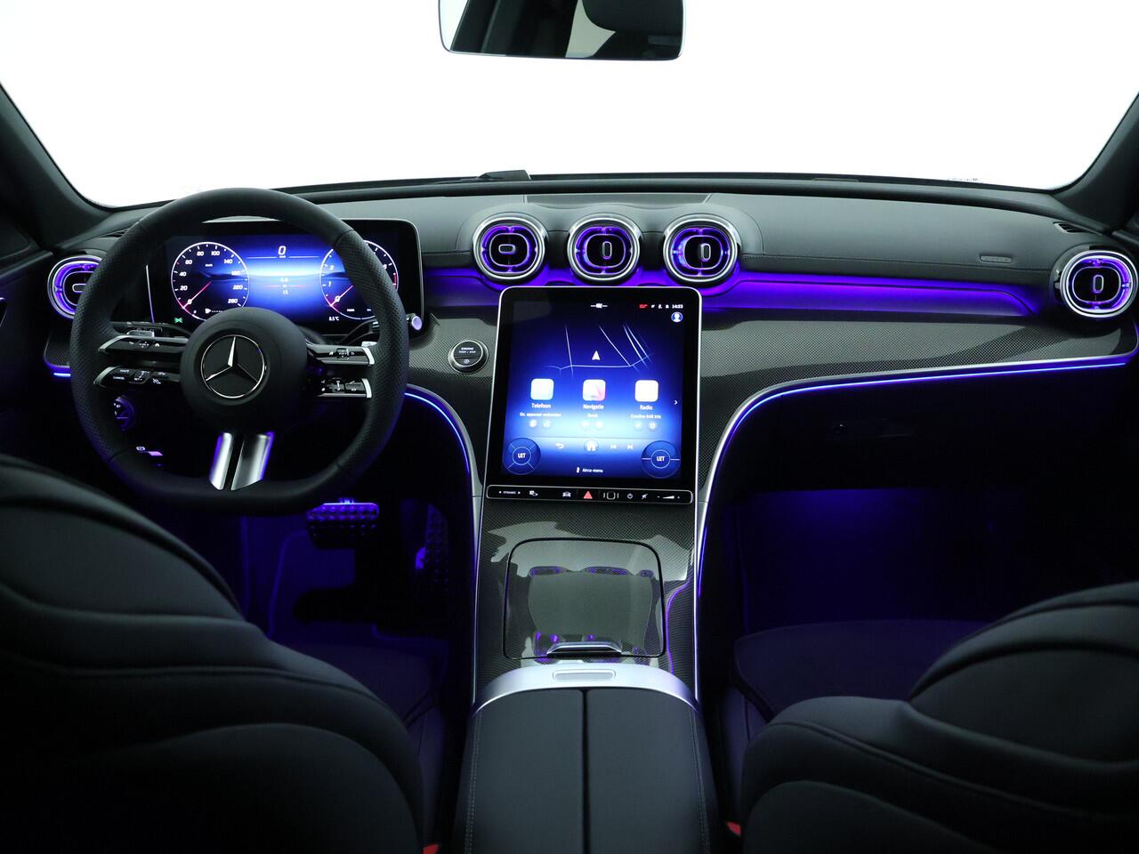 Mercedes-Benz C-KLASSE Estate 180 Star Edition AMG Line | Nightpakket | Trekhaak | Parkeerpakket met achteruitrijcamera | Spiegelpakket | Comfortpakket Plus | EASY PACK achterklep | Antidiefstalpakket GUARD 360° Plus |