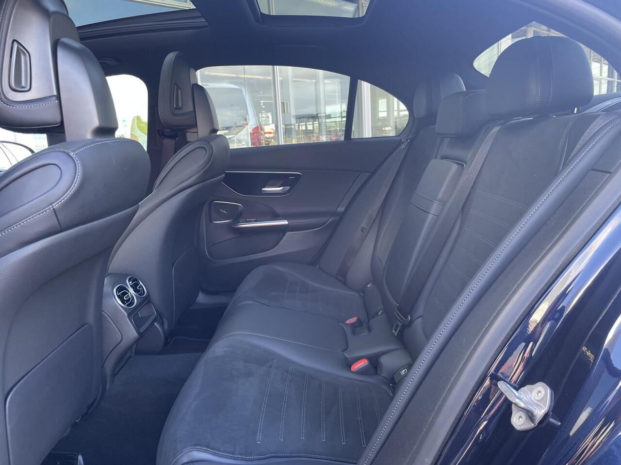 Mercedes-Benz C-KLASSE 180 AMG | Panoramadak | Night Pakket