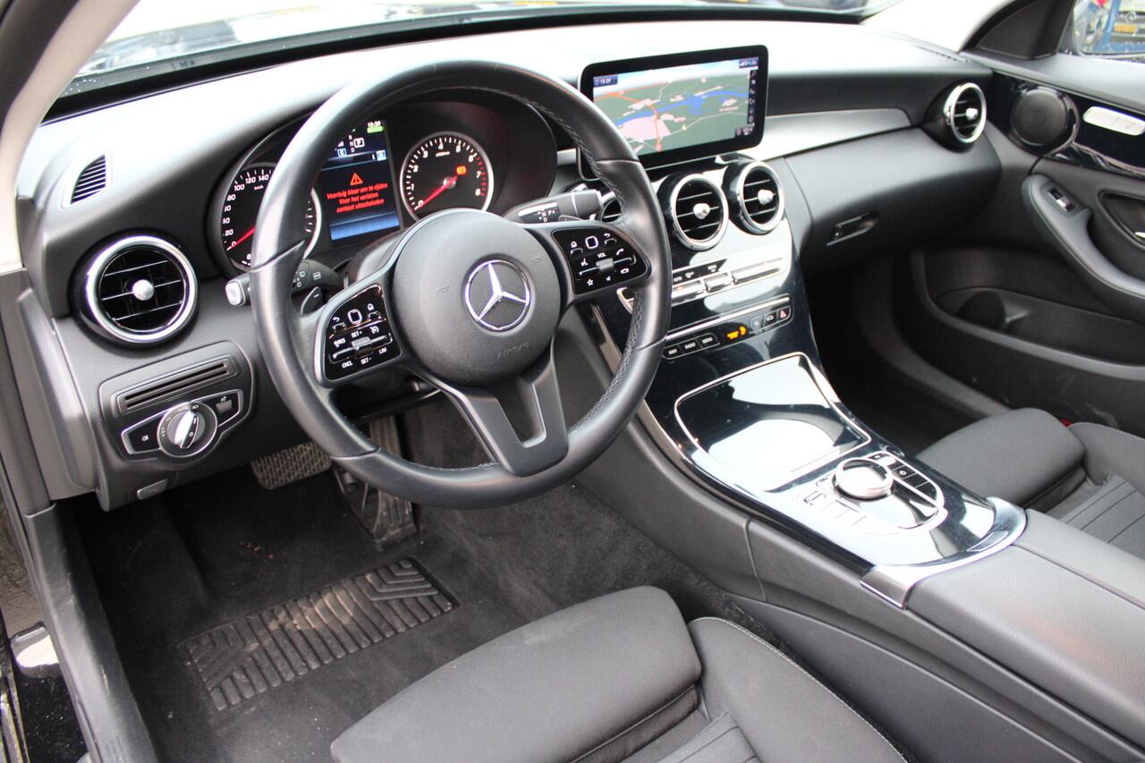 Mercedes-Benz C-KLASSE Estate 300e Advantage Pack Avantgarde NAVI 18'''CARPLAY