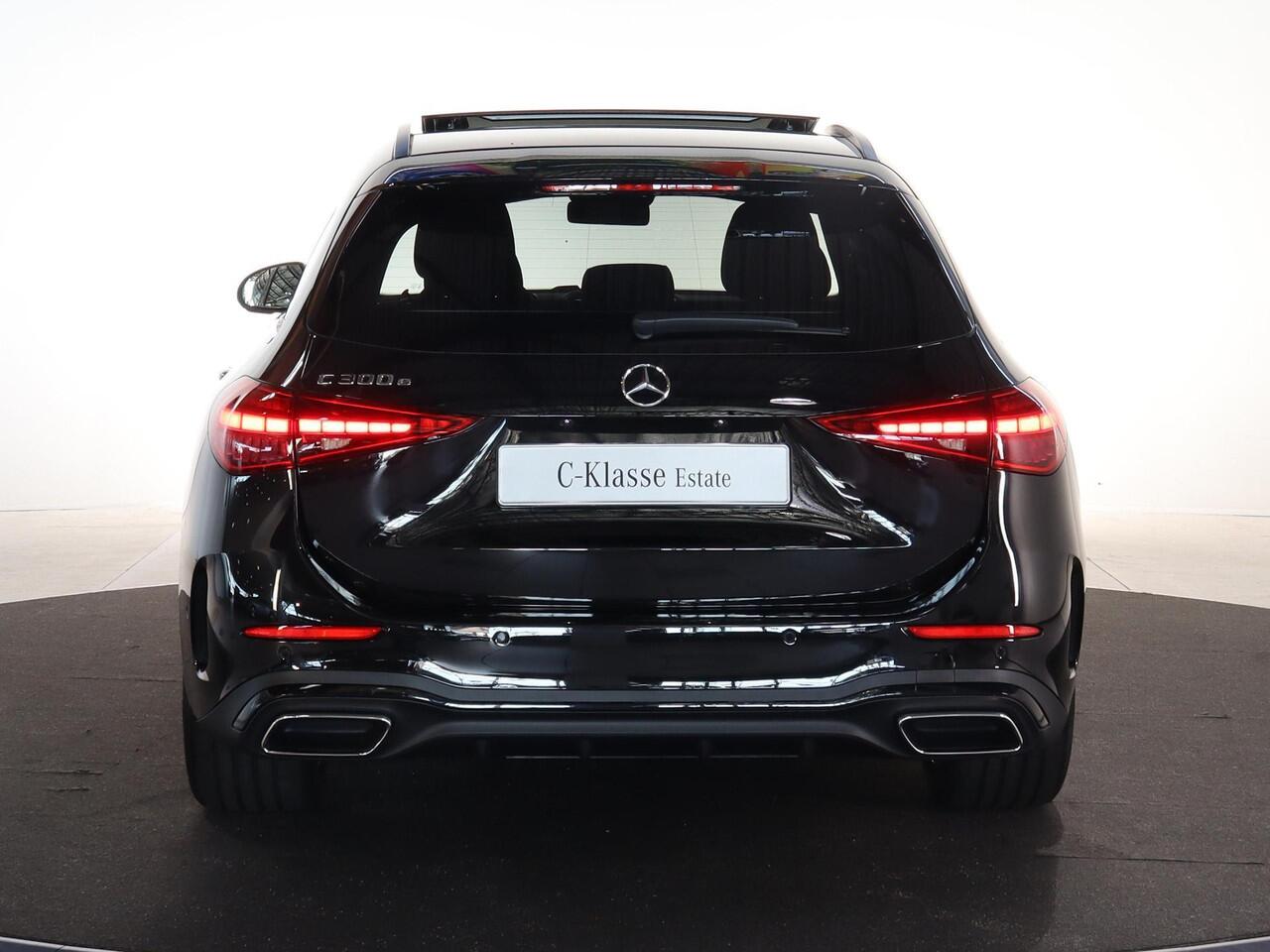 Mercedes-Benz C-KLASSE 300e Business Solution AMG | Panoramaschuifdak | Comfort plus | DIGITAL light | Night | 360 camera | Trekhaak