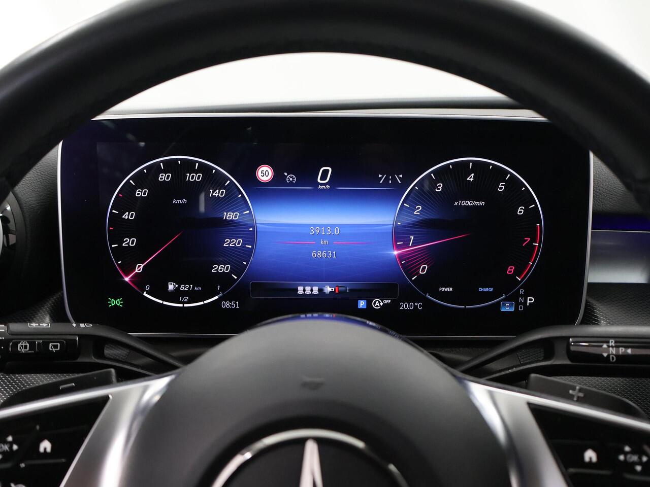 Mercedes-Benz C-KLASSE Estate 180 Luxury Line | Achteruitrijcamera | Sfeerverlichting | Stoelverwarming | Cruise Control | Appel Carplay |