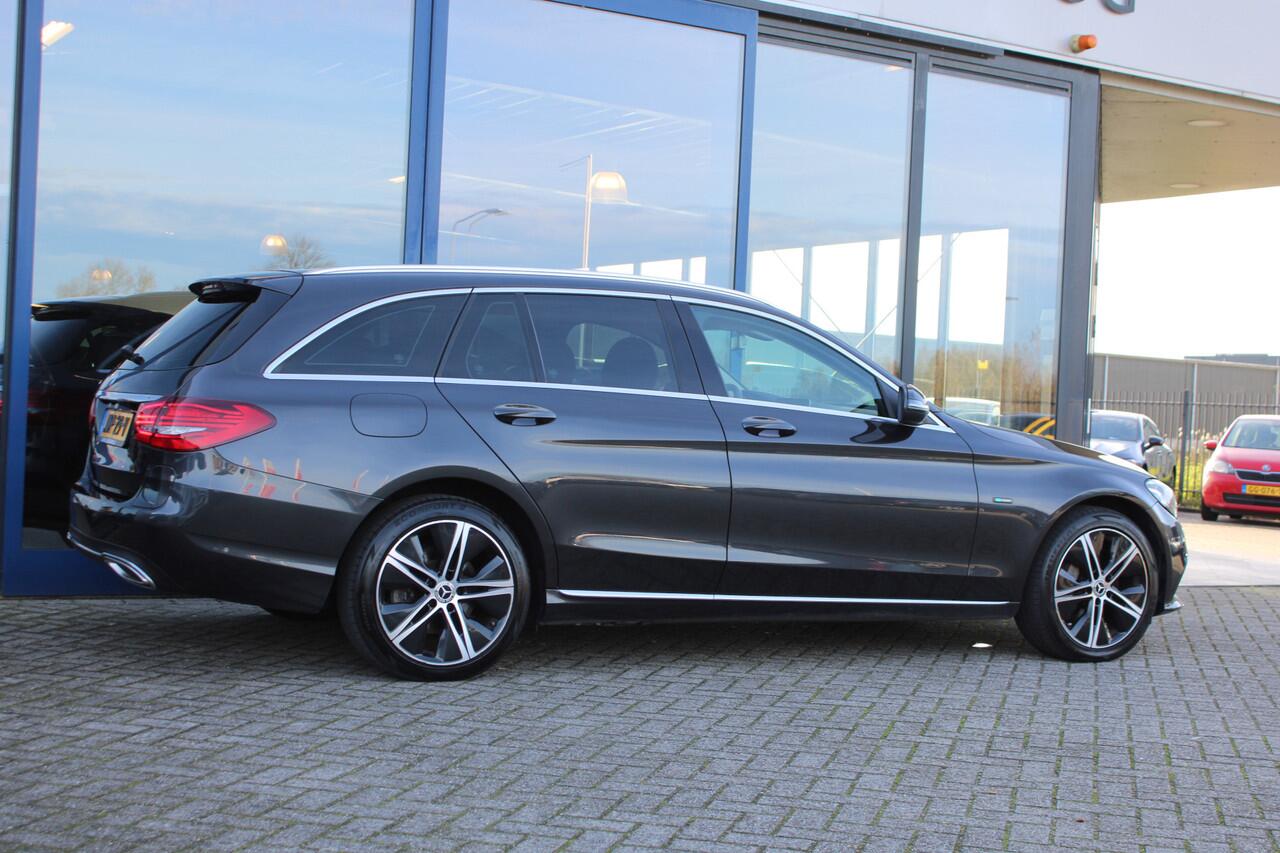 Mercedes-Benz C-KLASSE Estate 300 e Advantage Pack DISTRONIC NAVI CAMERA 18''