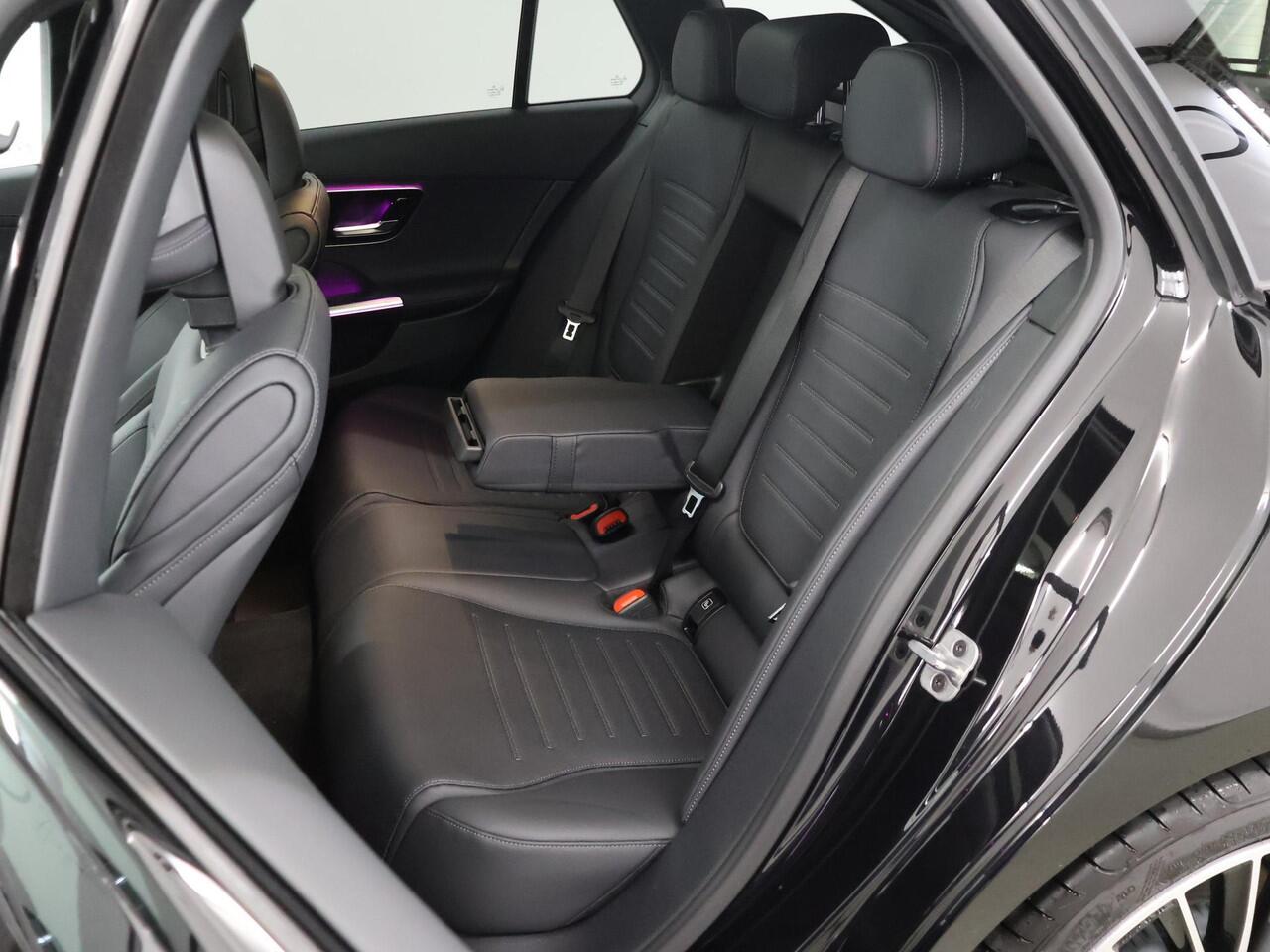 Mercedes-Benz C-KLASSE Estate 180 Star Edition AMG Line | Panoramadak| Night | Stoelventilatie | Camera | Digital Light |