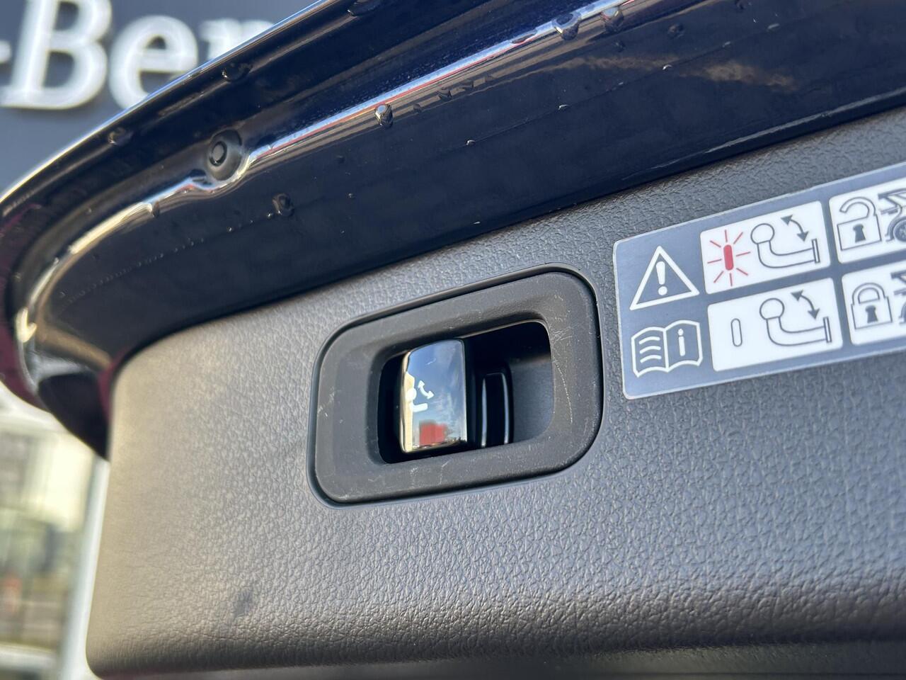 Mercedes-Benz C-KLASSE Estate 300 e | Head up | Nappaleder | Memory | Panoramadak | Trekhaak