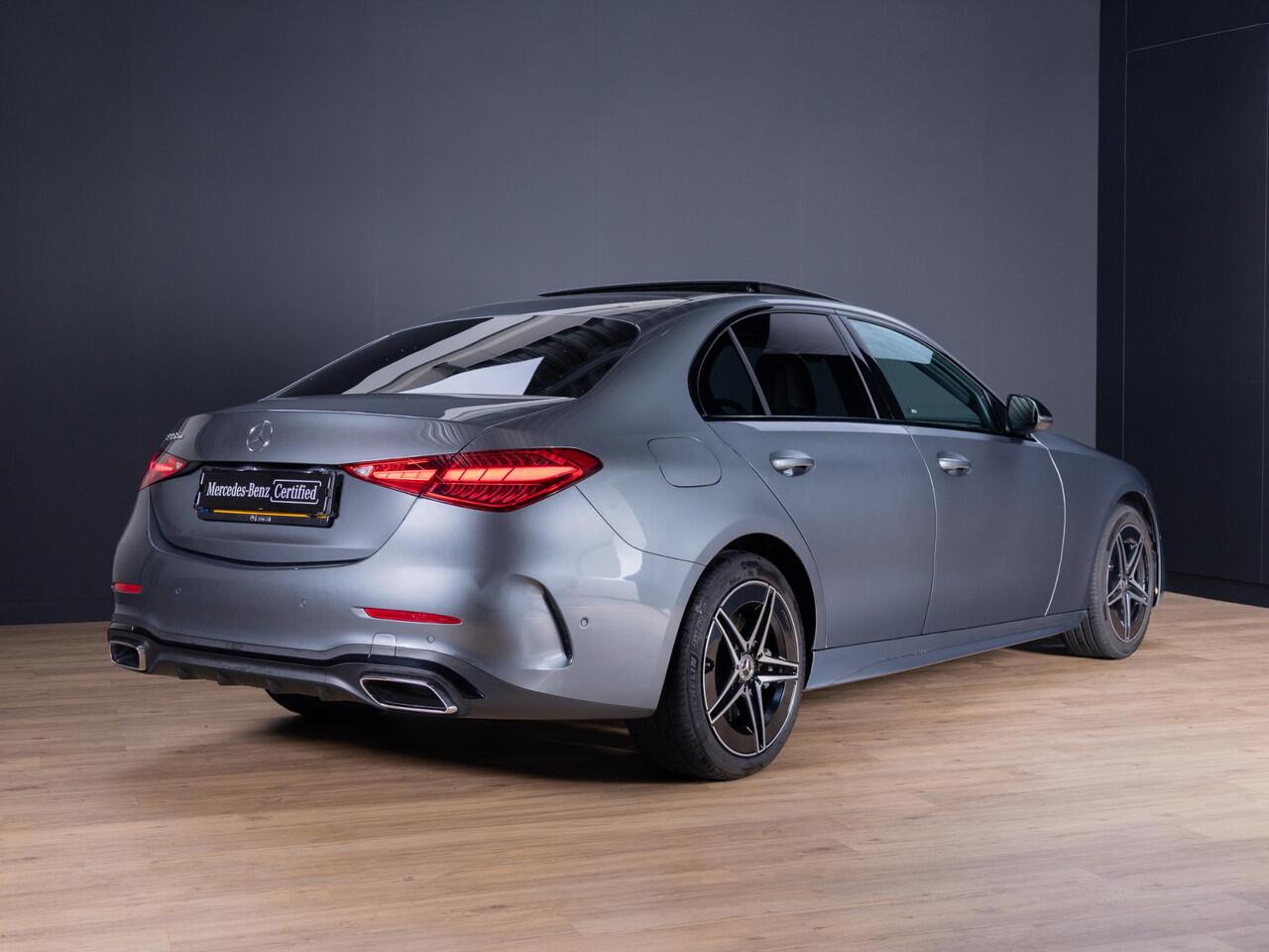 Mercedes-Benz C-KLASSE Limousine 300 e star Edition AMG Line Panorama dak