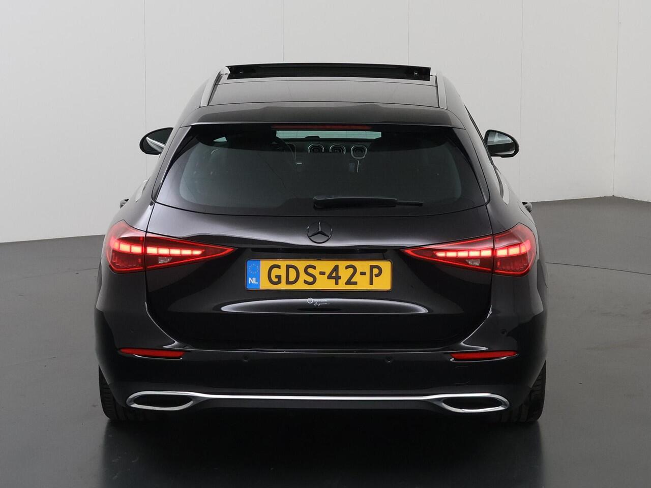 Mercedes-Benz C-KLASSE Estate 180 Luxury Line Panoramadak | Memory | Stoelverwarming | Sfeerverlichting |