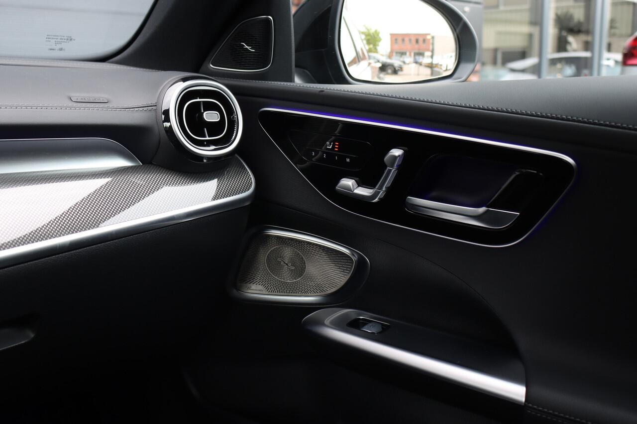 Mercedes-Benz C-KLASSE Estate 300 de AMG Line | Distronic | Panoramadak | Memory | Burmester | Digital Light | HUD | Verwarmd Stuurwiel | Surround Camera | Augmented Reality |
