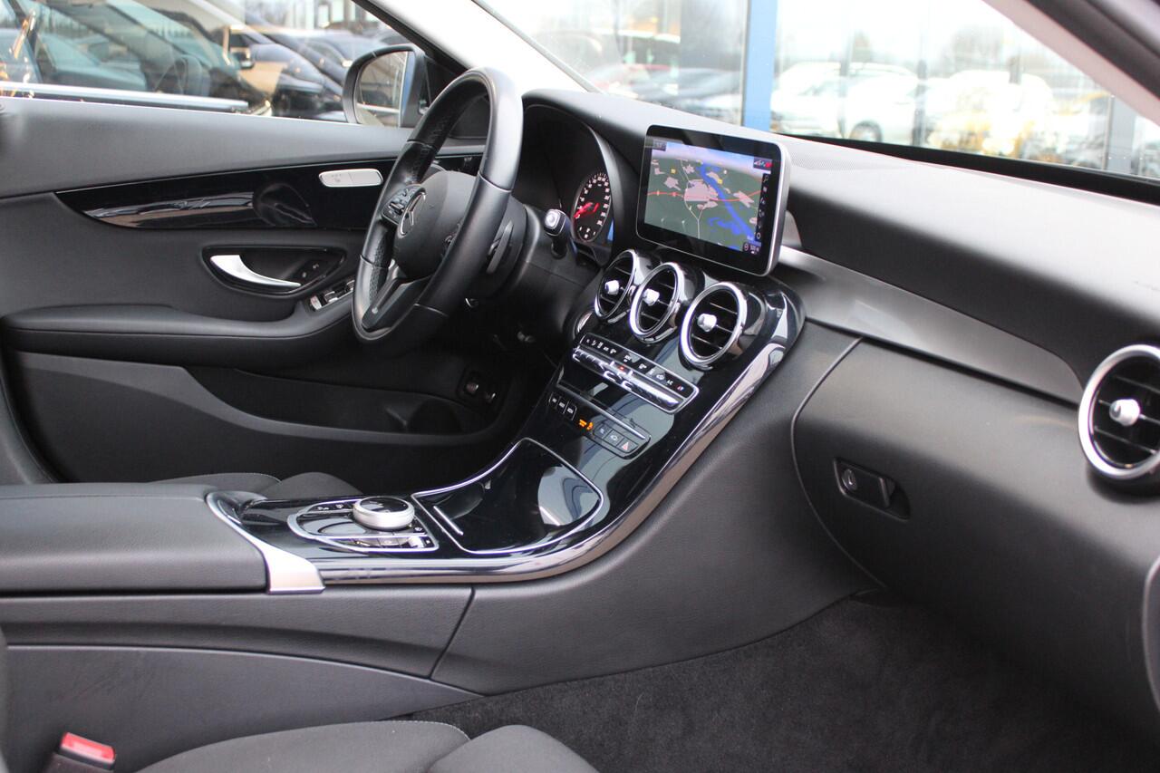 Mercedes-Benz C-KLASSE Estate 300e Advantage Pack Avantgarde NAVI 18'''CARPLAY