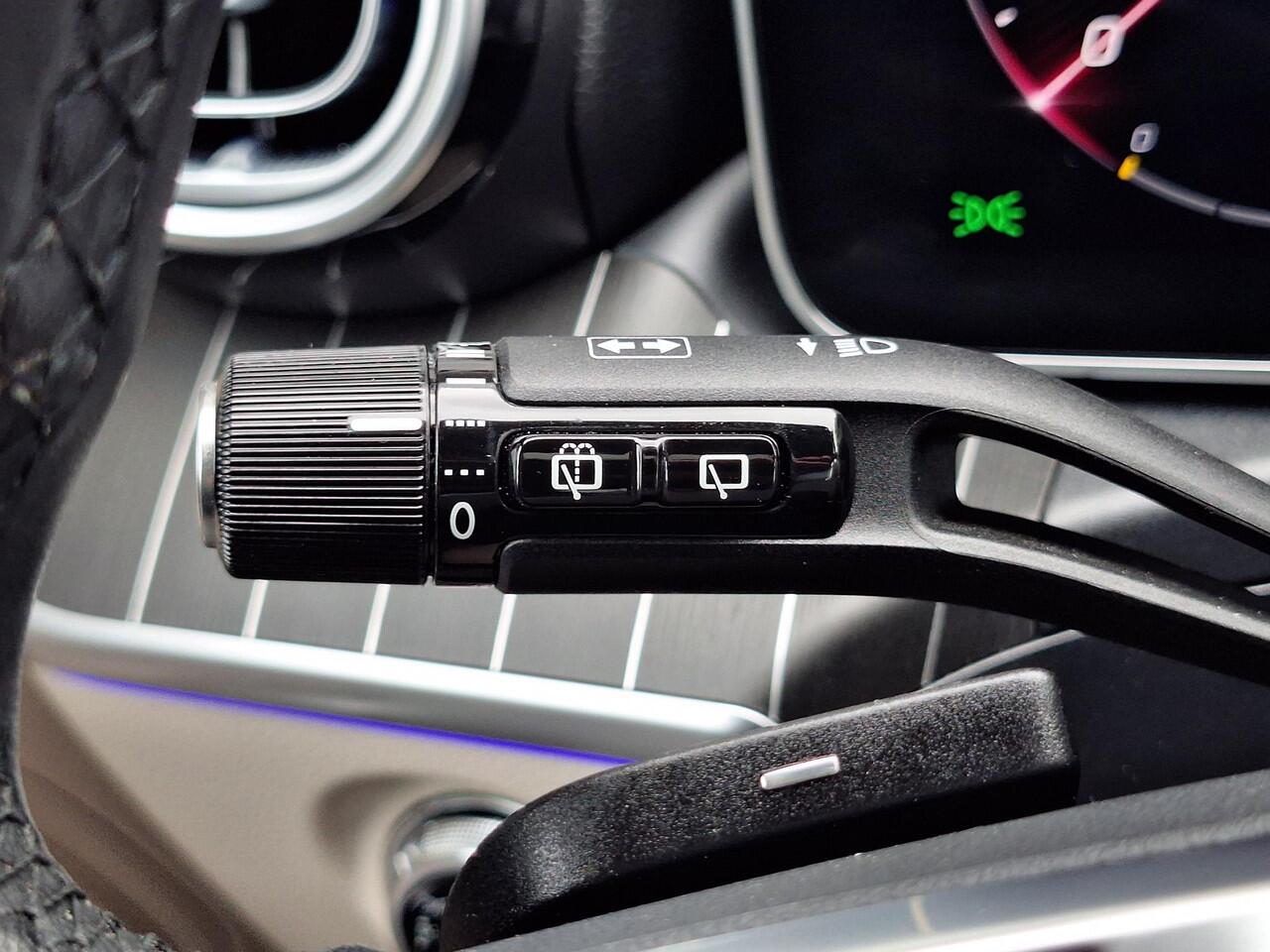 Mercedes-Benz C-KLASSE Estate 200 | Beige leder | Panoramadak | Trekhaak | Memorystoelen Verwarmd | 360° Camera | Sfeerverlichting