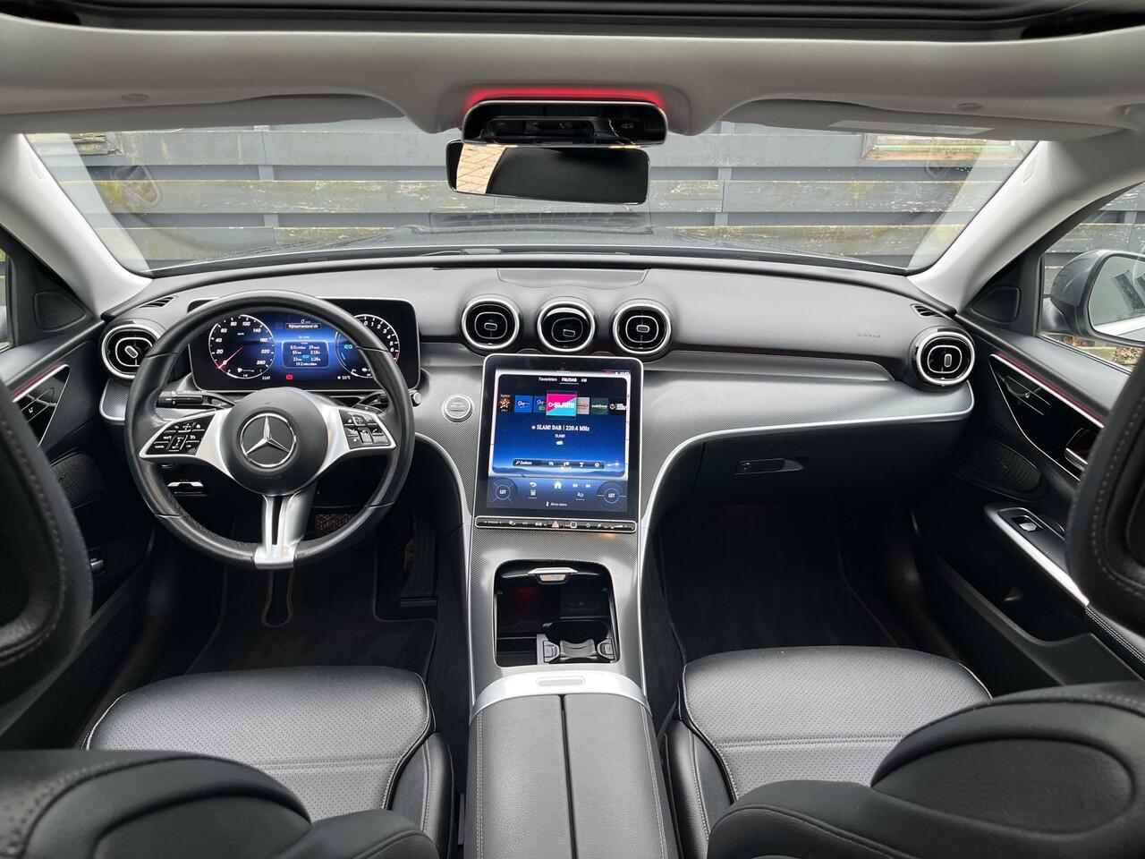 Mercedes-Benz C-KLASSE 300 e Luxury Line Led / Carplay / Clima / Schuif-kantel