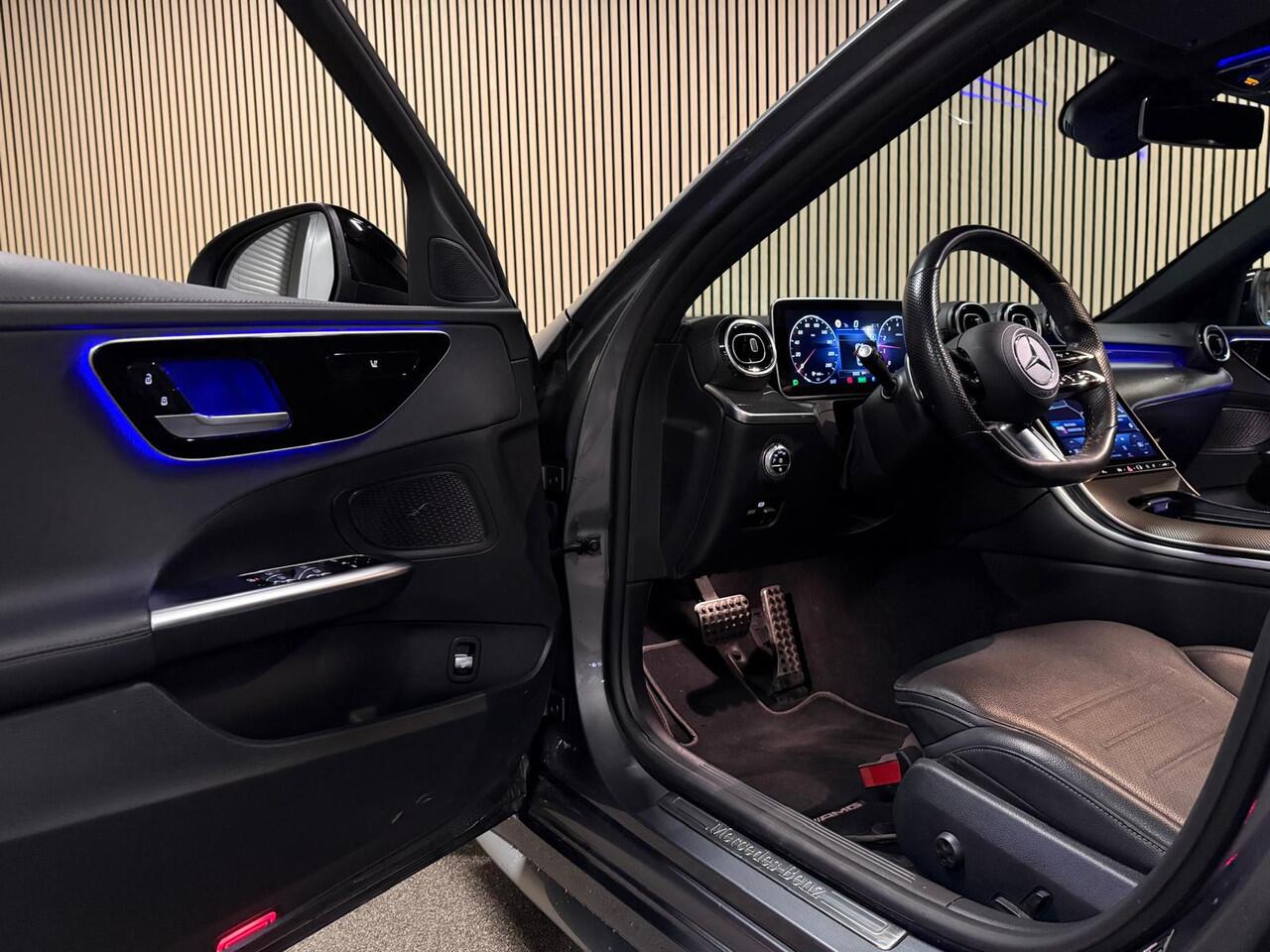 Mercedes-Benz C-KLASSE 180 AMG STYLING-PANORAMA-NIGHT-DODEHOEK-CAMERA-COMPLEET