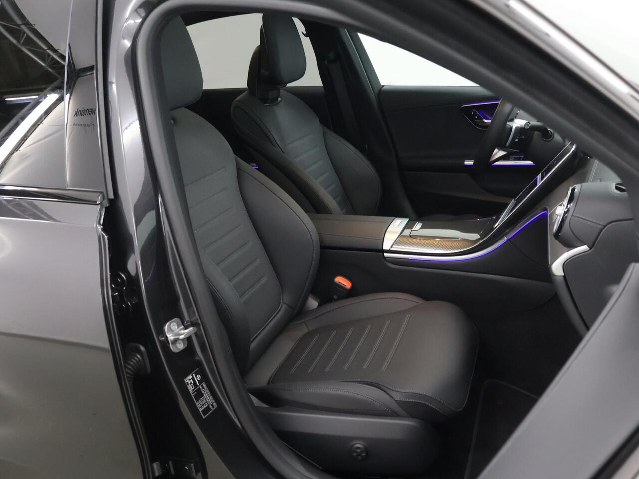 Mercedes-Benz C-KLASSE 180 Star Edition AMG Line | Keyless | Panoramadak | Digitaal Licht | 360* Camera |