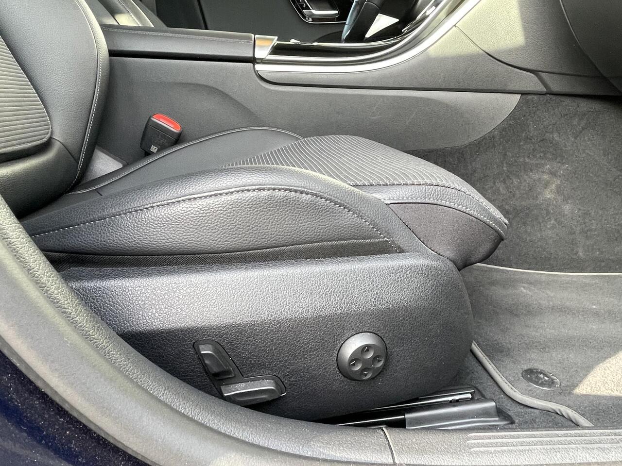 Mercedes-Benz C-KLASSE Estate 200 Launch Edition Luxury Line | Trekhaak