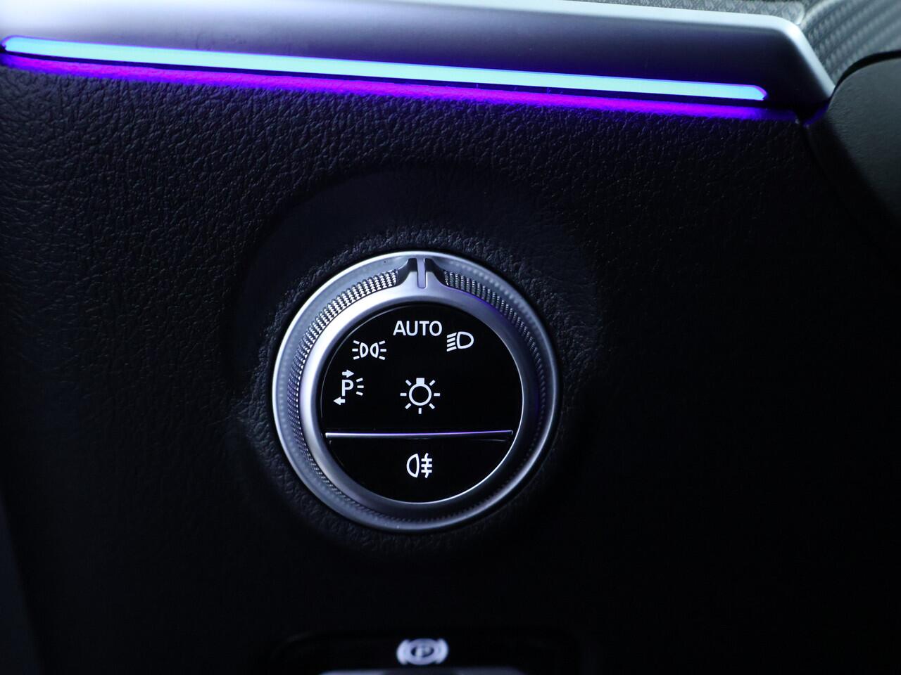 Mercedes-Benz C-KLASSE Estate 300 e AMG Plug-In Hybride Edition AMG-Line | Panorama Schuif-Kanteldak | Alarm Klasse 3 |360° camera | Stuur en Stoelverwarming. Inclusief 24 maanden Mercedes-Benz Certified garantie voor Europa.