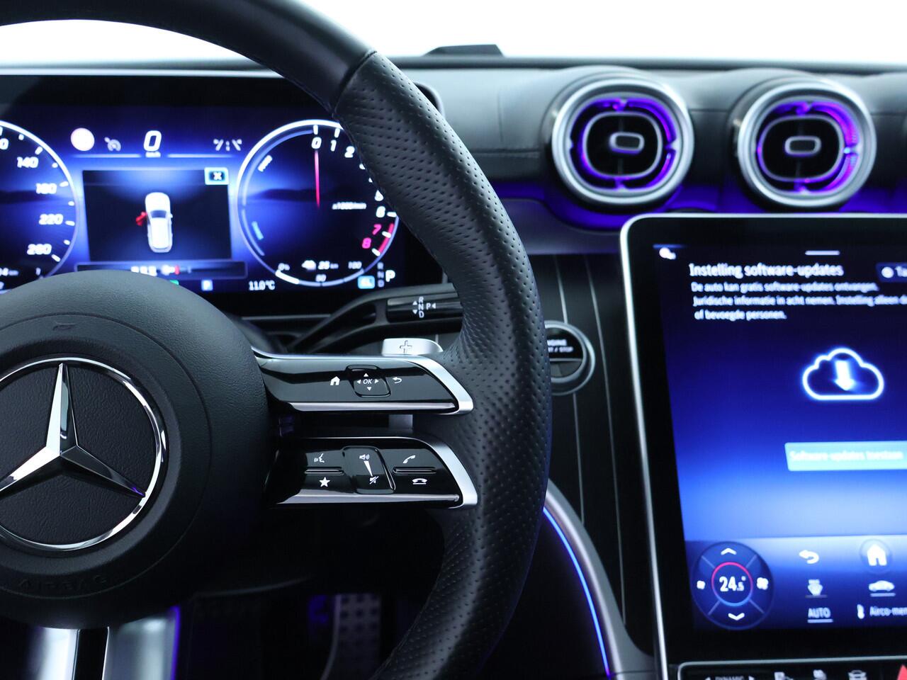 Mercedes-Benz C-KLASSE Estate 300 e Plug-In Hybride AMG Nightpakket | Trekhaak | Panoramadak | Memory | Stuur en Stoelverwarming | Dode Hoek Ass | Car Play | Inclusief 24 maanden Mercedes-Benz Certified garantie voor Europa.