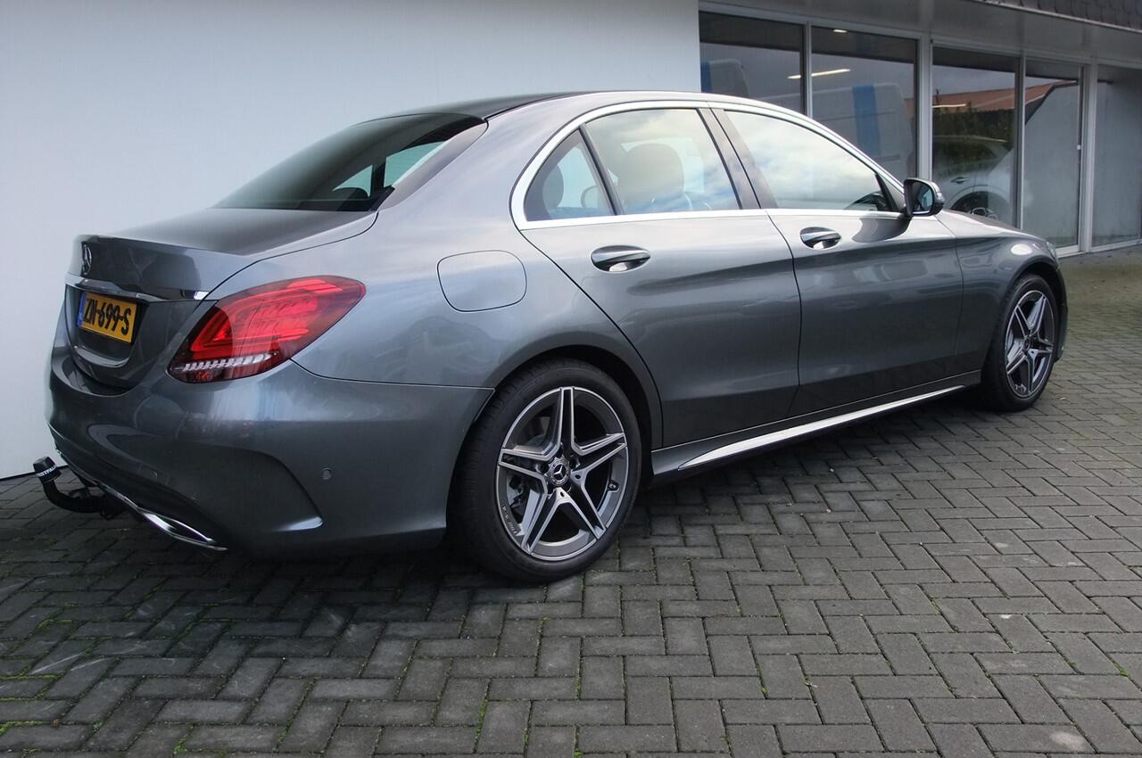 Mercedes-Benz C-KLASSE 180 Business Solution AMG / Facelift / Virtual cockpit/ Trekhaak/ NL auto/ Camera / Stoelverwarming