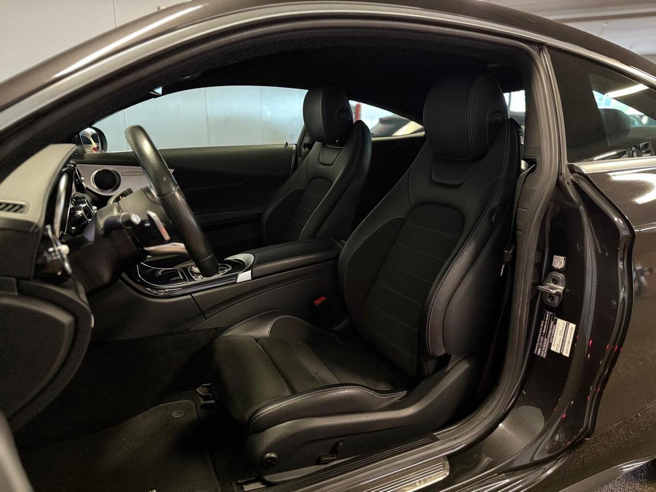 Mercedes-Benz C-KLASSE Coupé 180 Facelift AMG STYLING-CAMERA-DIGI DASH-COMPLEET