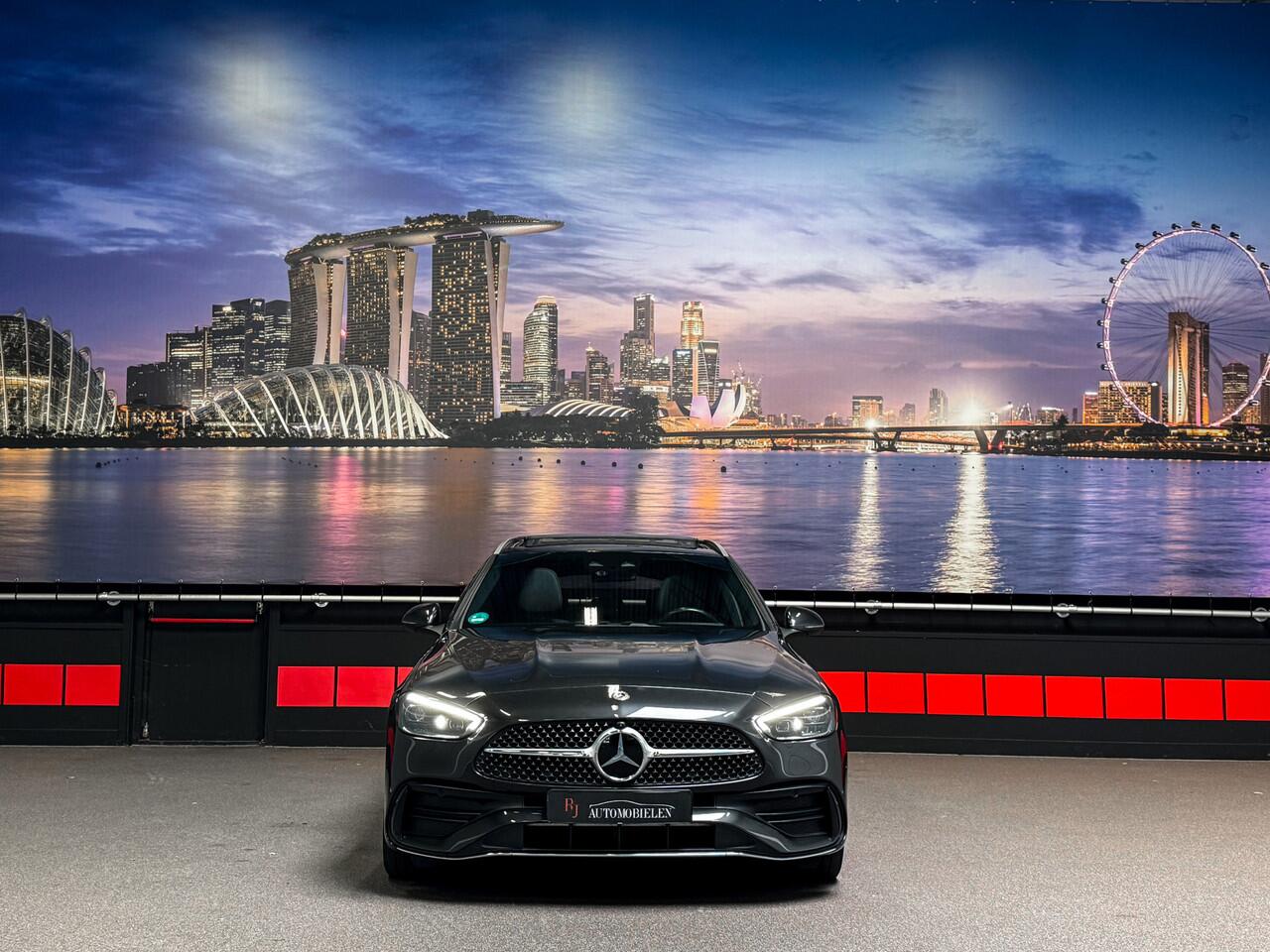 Mercedes-Benz C-KLASSE Estate C300 e AMG |Massage|Trekhaak|Stoelventilatie|HUD|Panorama