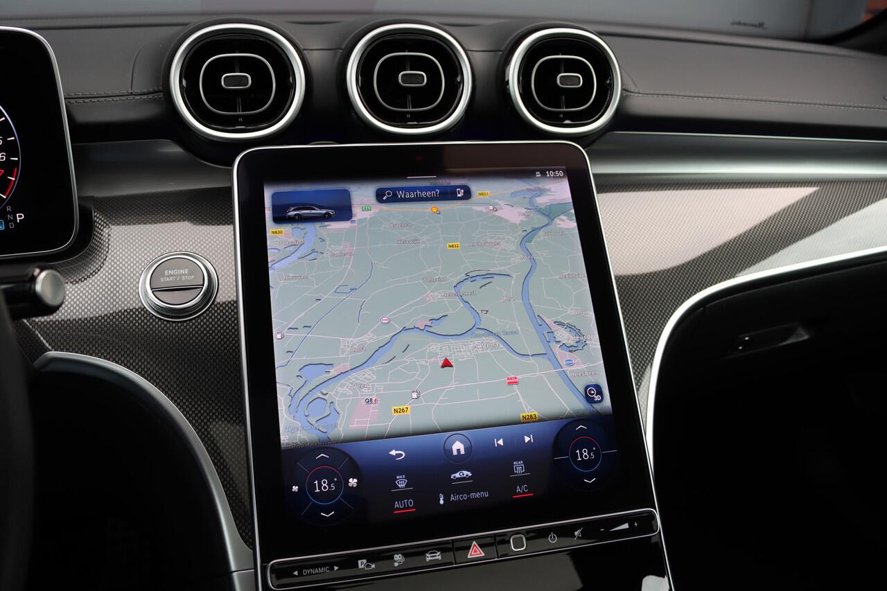 Mercedes-Benz C-KLASSE Estate 300 e AMG Line | Panoramadak | Memory | Distronic | Trekhaak | Night Pakket | Dodehoekassistent | Camera | Sfeerverlichting |