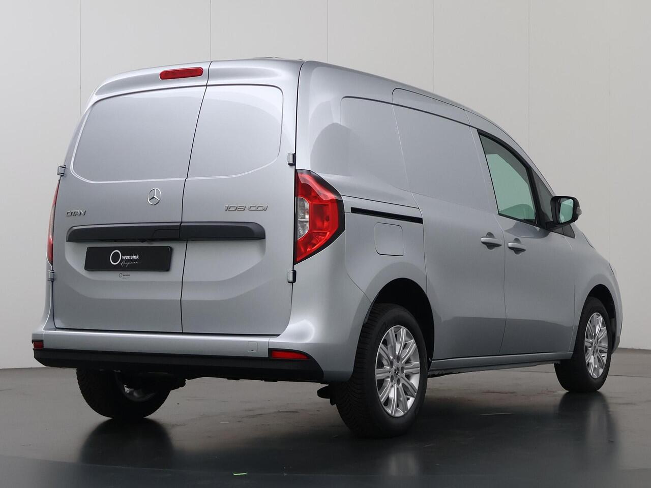 Mercedes-Benz CITAN 108 CDI L1 | PRO | ACHTERUITRIJCAMERA | AIRCO | PARKEERSENSOREN | LICHTMETALEN VELGEN | MULTIFUNCTIONEEL STUURWIEL | APPLE CARPLAY / ANDROID AUTO