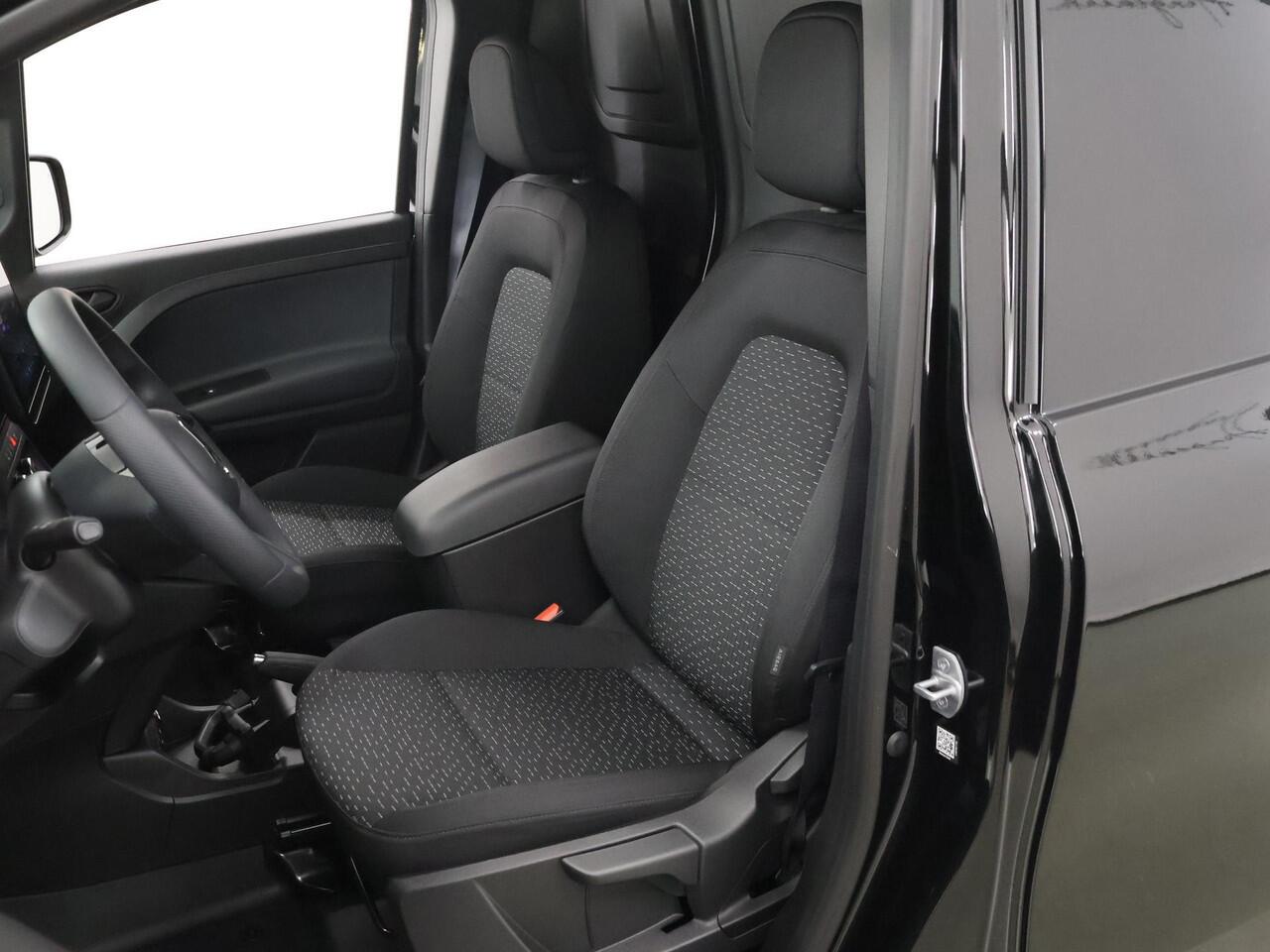 Mercedes-Benz CITAN 108 CDI L1 Pro | Trekhaak | Achteruitrijcamera | Airco | Parkeersensoren | Multifunctioneel stuurwiel | Apple carplay / Android auto