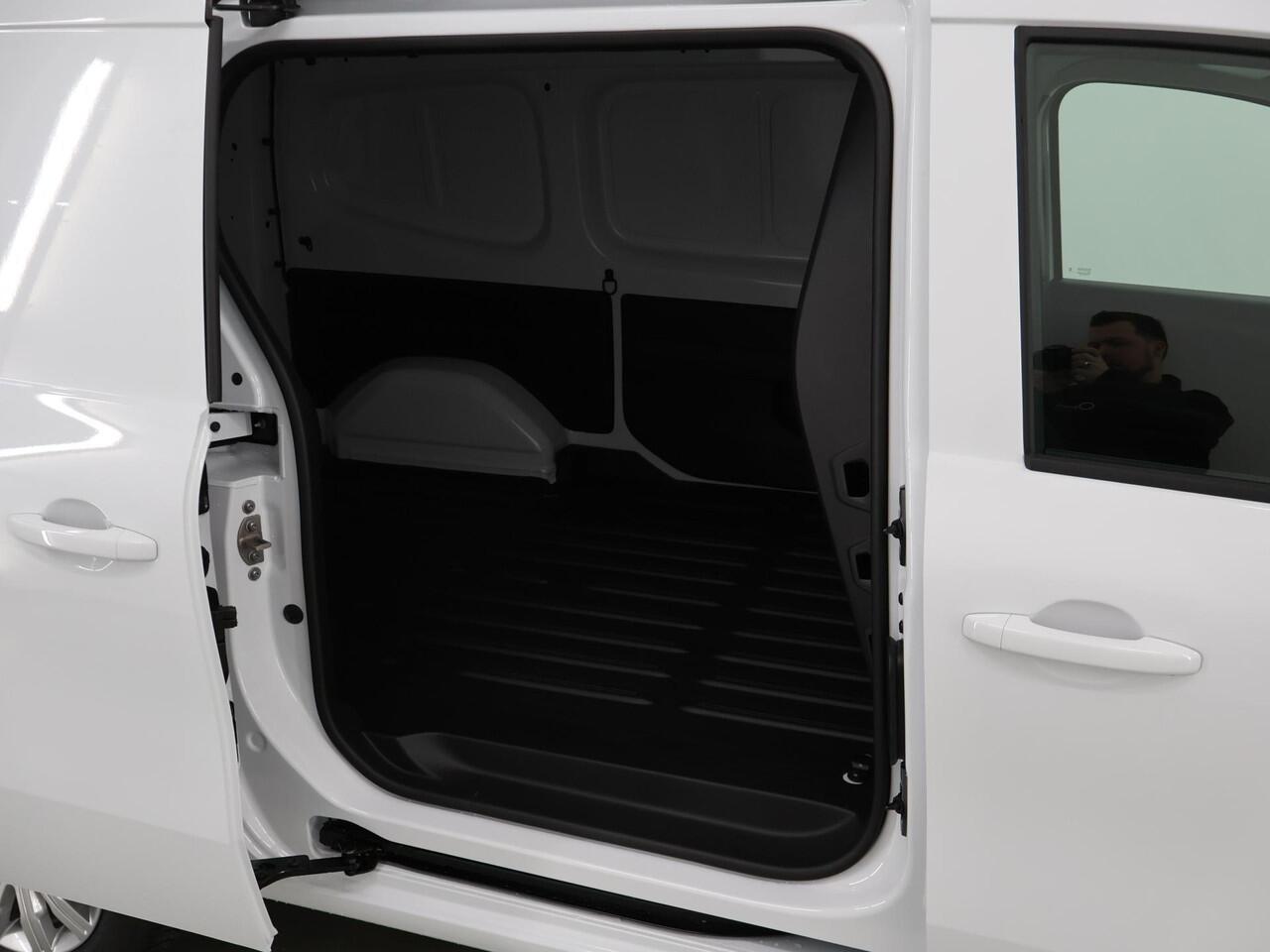 Mercedes-Benz CITAN 110 CDI L2 Pro | Achteruitrijcamera | Cruise Control | Airco | All Season | Dodehoekassistent | Multifunctioneel stuurwiel |