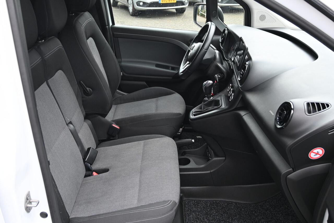 Mercedes-Benz CITAN 110 L1 Pro Benzine MBUX met Smartphone integratiepakket, 2 Zitsbank