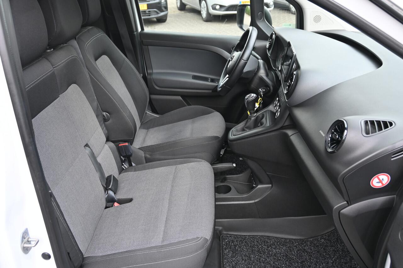 Mercedes-Benz CITAN 110 CDI L1 Pro 3 Zitplaatsen, MBUX met navigatie en camera