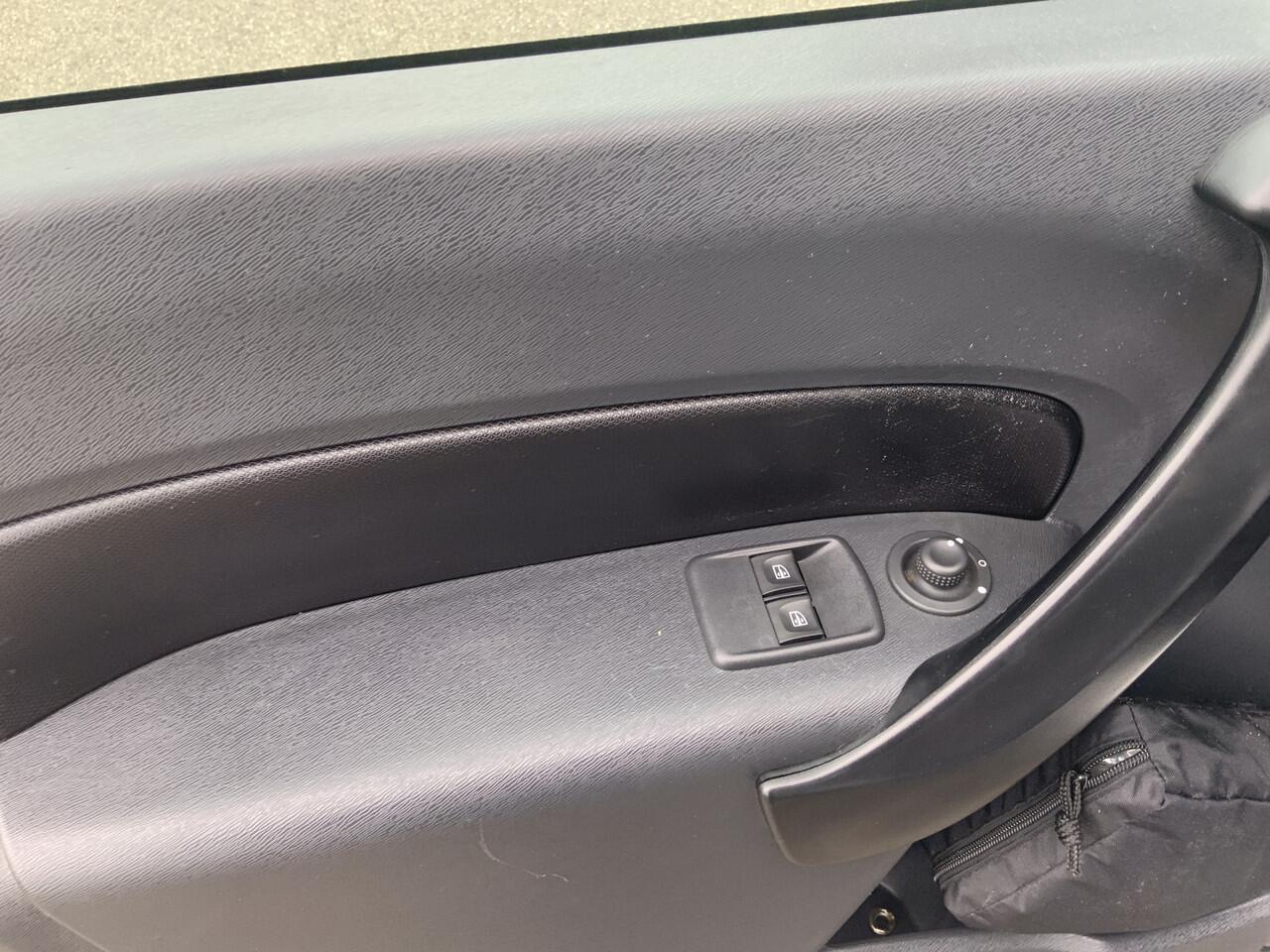 Mercedes-Benz CITAN 109 CDI BlueEFFICIENCY Airco Dub Schuifdeur Cruise Trekhaak 1050 kg alu velg Euro 6