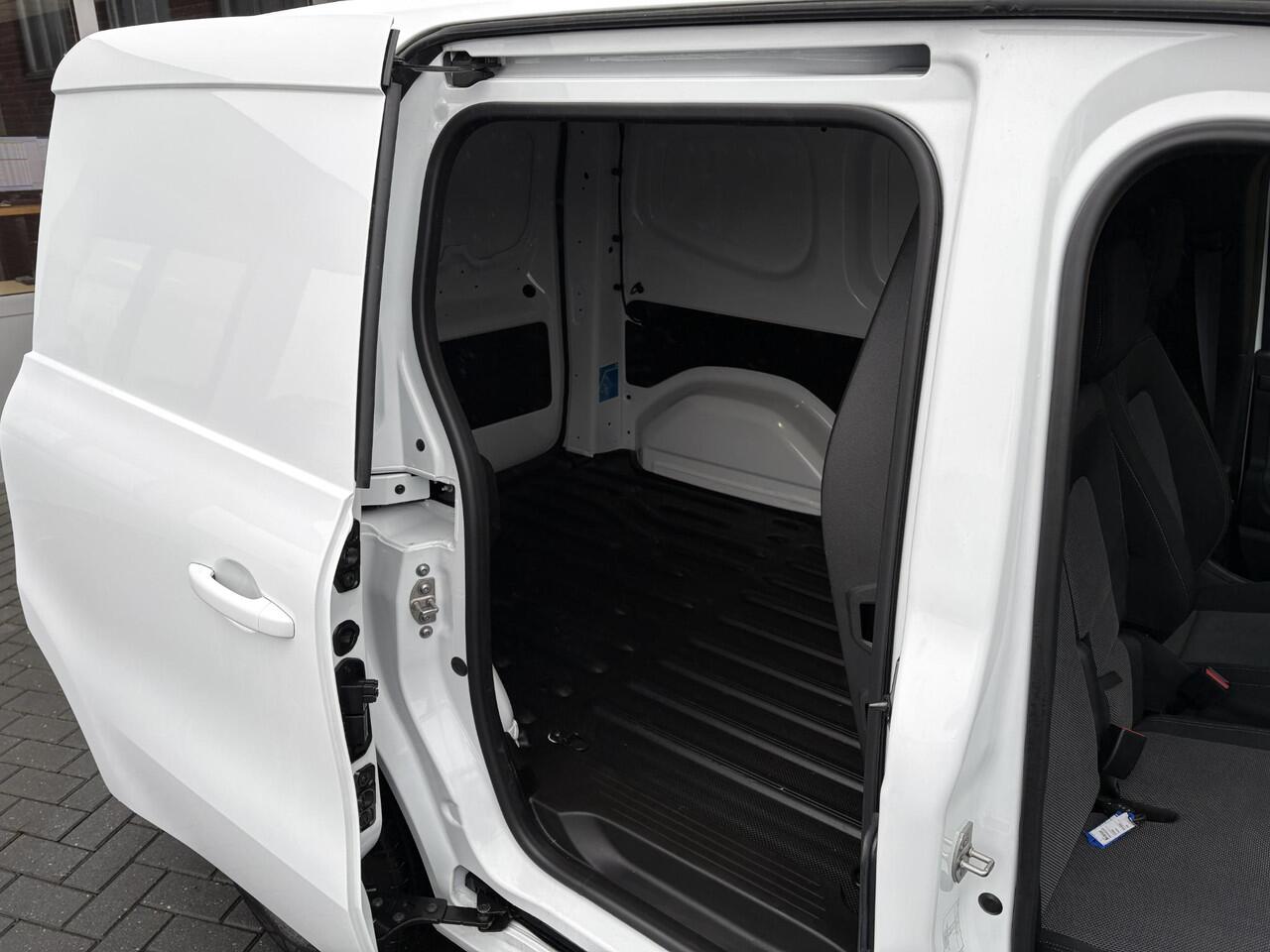 Mercedes-Benz CITAN 110 CDI L1 camera 3 zits