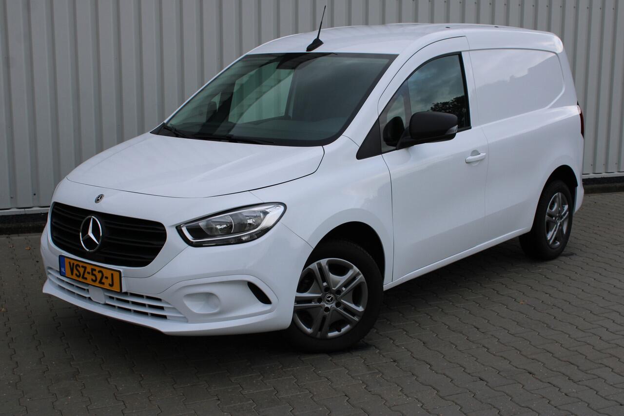 Mercedes-Benz CITAN 108 CDI L1 Base | Incl. 12 maanden garantie | Cruise control | Airco | Schuifdeur rechts | LED dagrijverlichting | DAB+ radio | Betonplex vloer |