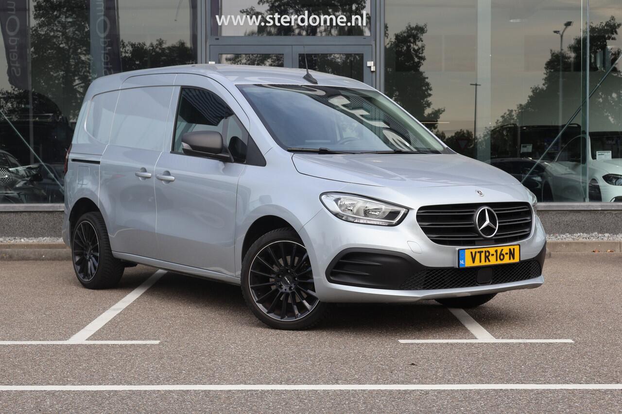 Mercedes-Benz CITAN 113 L1 Pro l Automaat l MBUX l Camera l Airco l Bumpers in kleur l Bluetooth telefonie l Cruise Controle l Navigatie l Tussenschot l Audio en Navigatie l Apple Carplay en Android Auto l PTS Achter l Laadruimte Betimmerd l