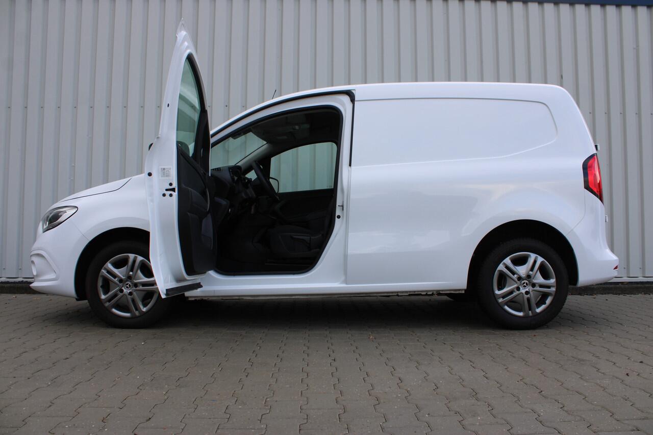 Mercedes-Benz CITAN 108 CDI L1 Base | Incl. 12 maanden garantie | Cruise control | Airco | Schuifdeur rechts | LED dagrijverlichting | DAB+ radio | Betonplex vloer |