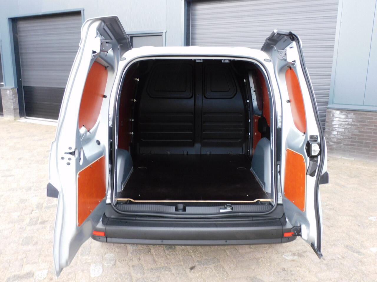 Mercedes-Benz CITAN 108 CDI L1 Pro 1e EIGENAAR! NIEUWSTAAT! DEALER OCCASION! CRUISE! PARKEERSENSOREN ! NIEUWSTAAT! LM VELGEN!