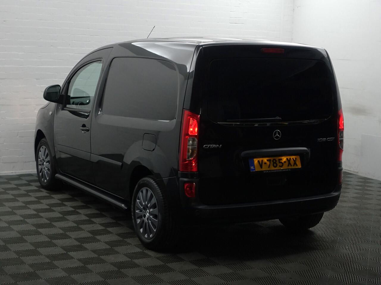 Mercedes-Benz CITAN 109 CDI BlueEFFICIENCY Ambition- Navigatie, Sidebars, Park Assist, Cruise, Clima